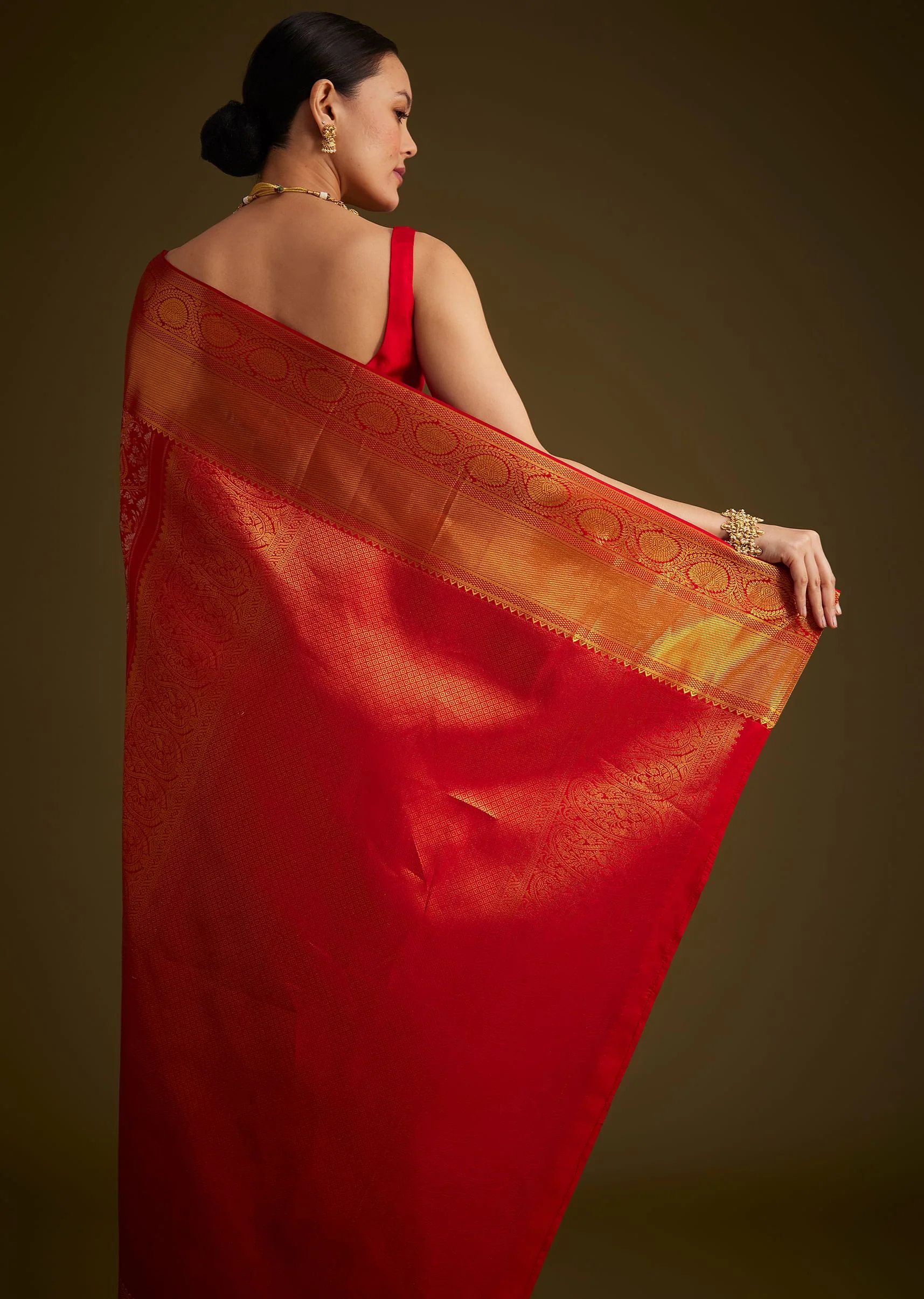 Red Kanjivaram Silk Saree With Golden Zari Detailing - Image 7