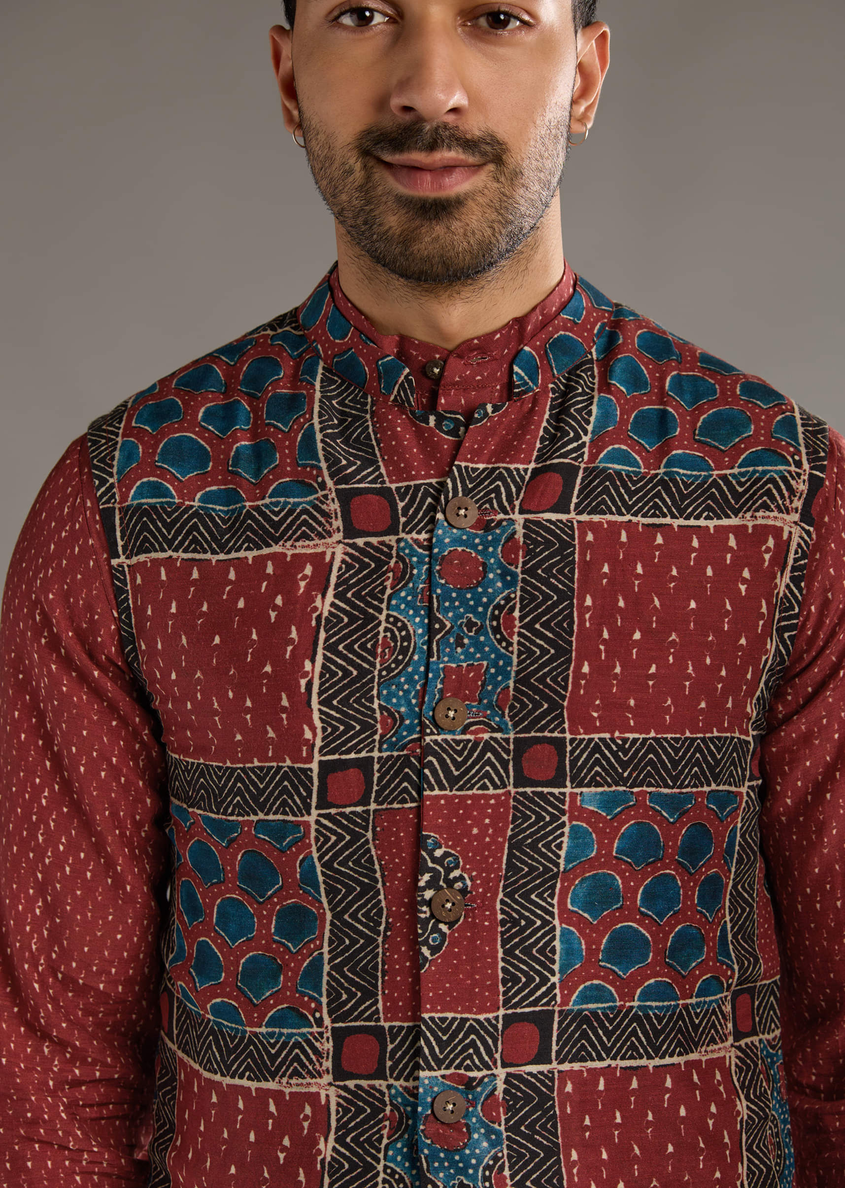 Red Linen Kurta Jacket Set For Men With Hand Block Ajrakh Print - Image 2