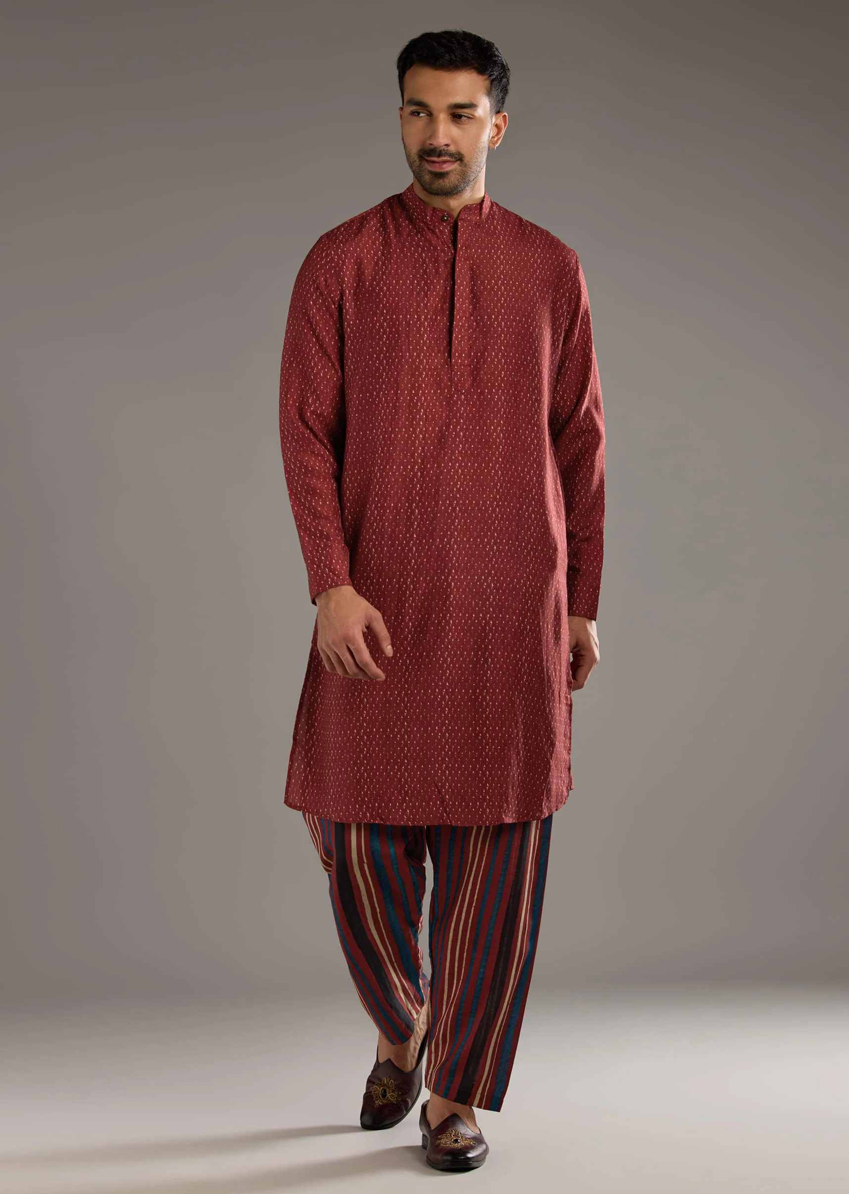Red Linen Kurta Jacket Set For Men With Hand Block Ajrakh Print - Image 6