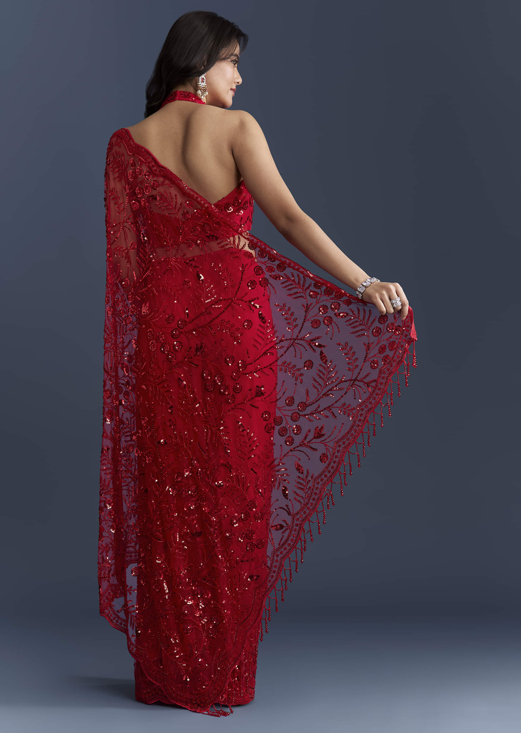 Red Net Saree With Floral Sequins Embroidery - Image 4