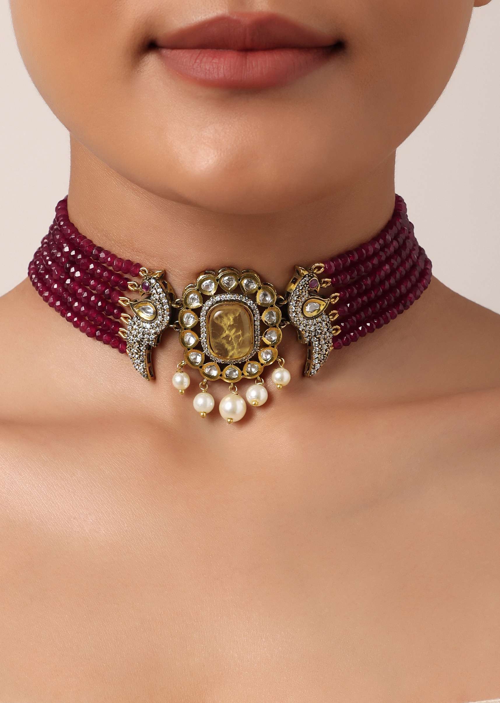 Red Pendant Beaded Choker Set With Floral Motif - Image 8