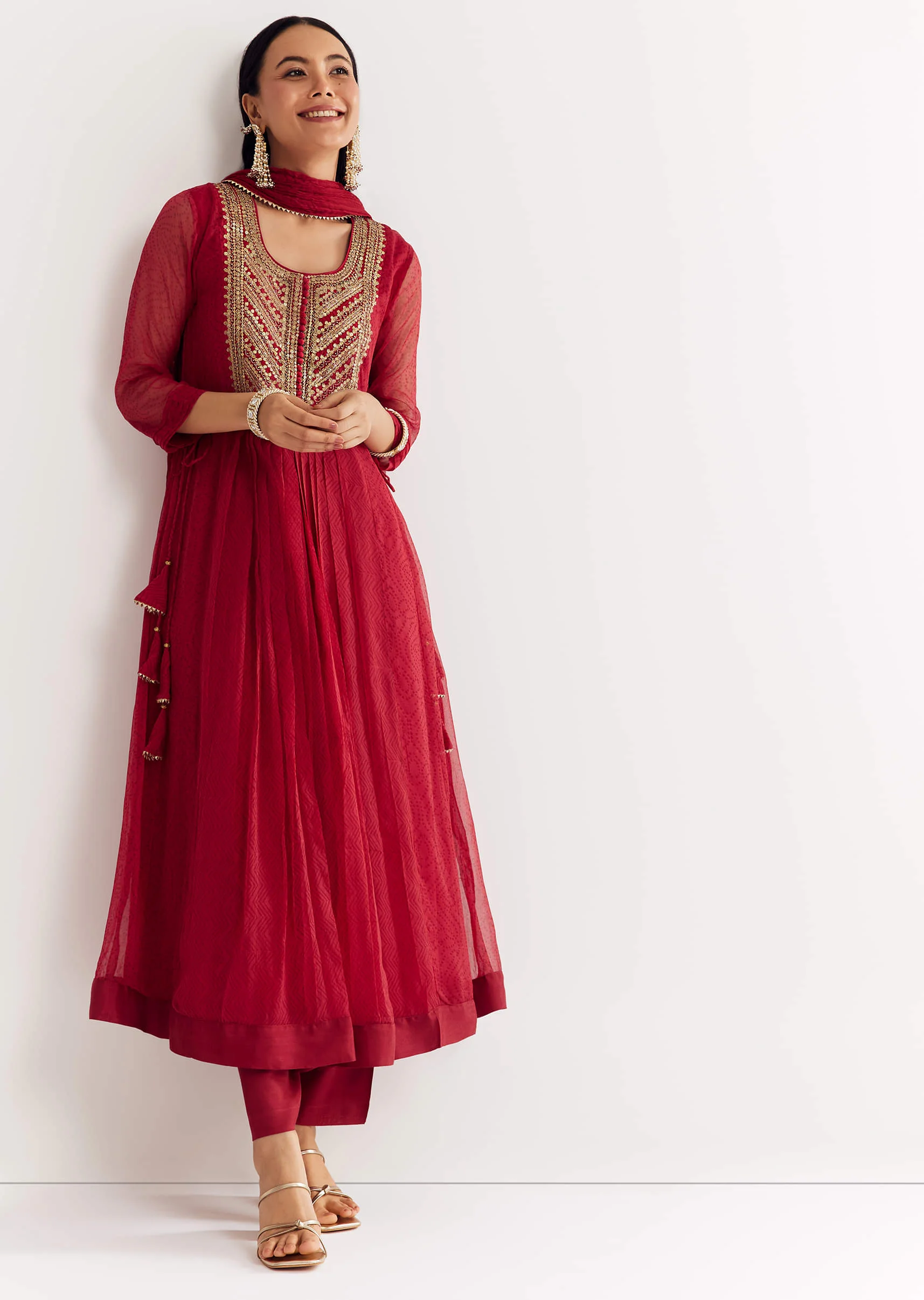 Red Printed Chiffon Sequin Kurta Set With Dupatta - Image 3