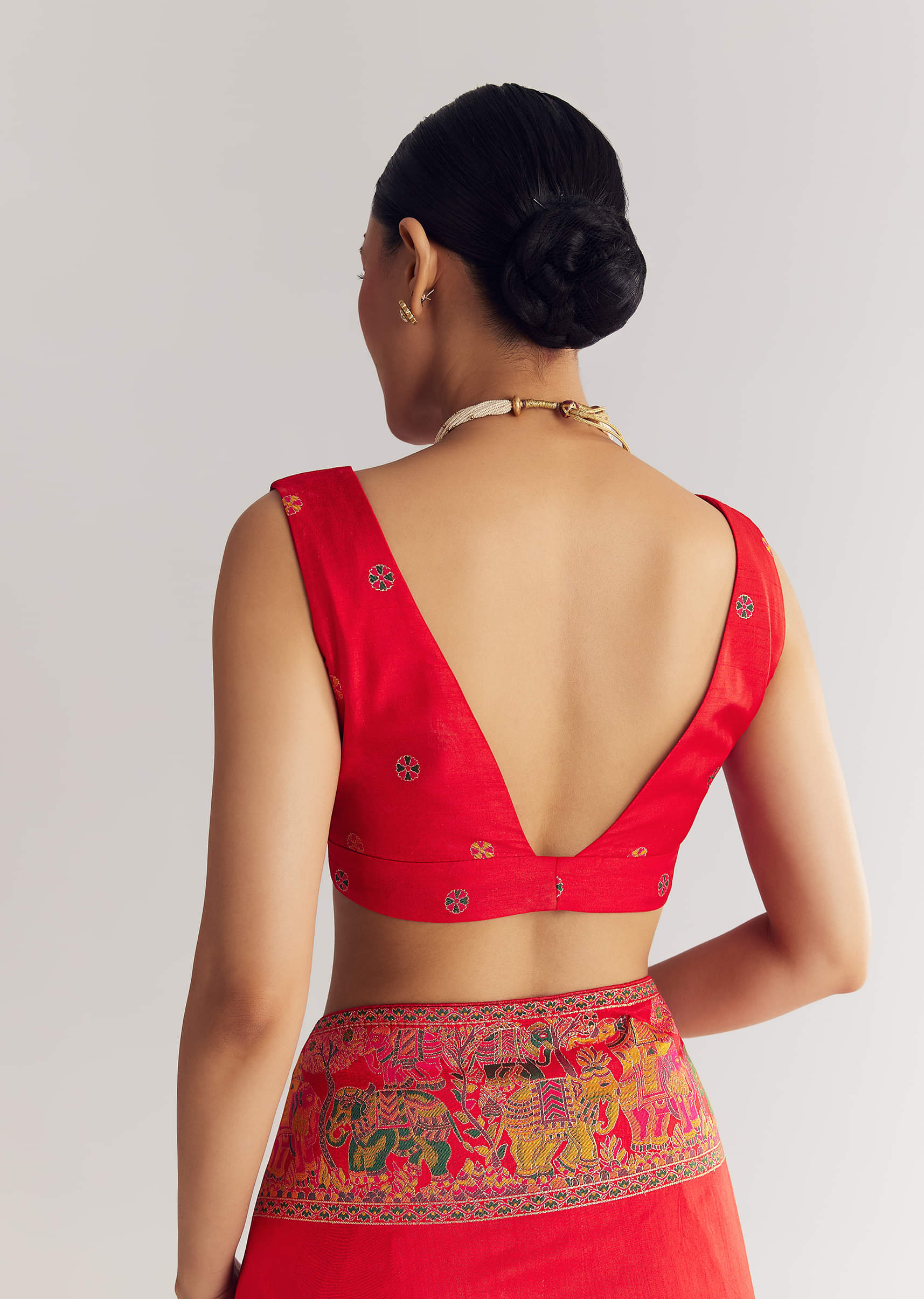 Red Saree With Traditional Floral And Animal Prints - Image 8