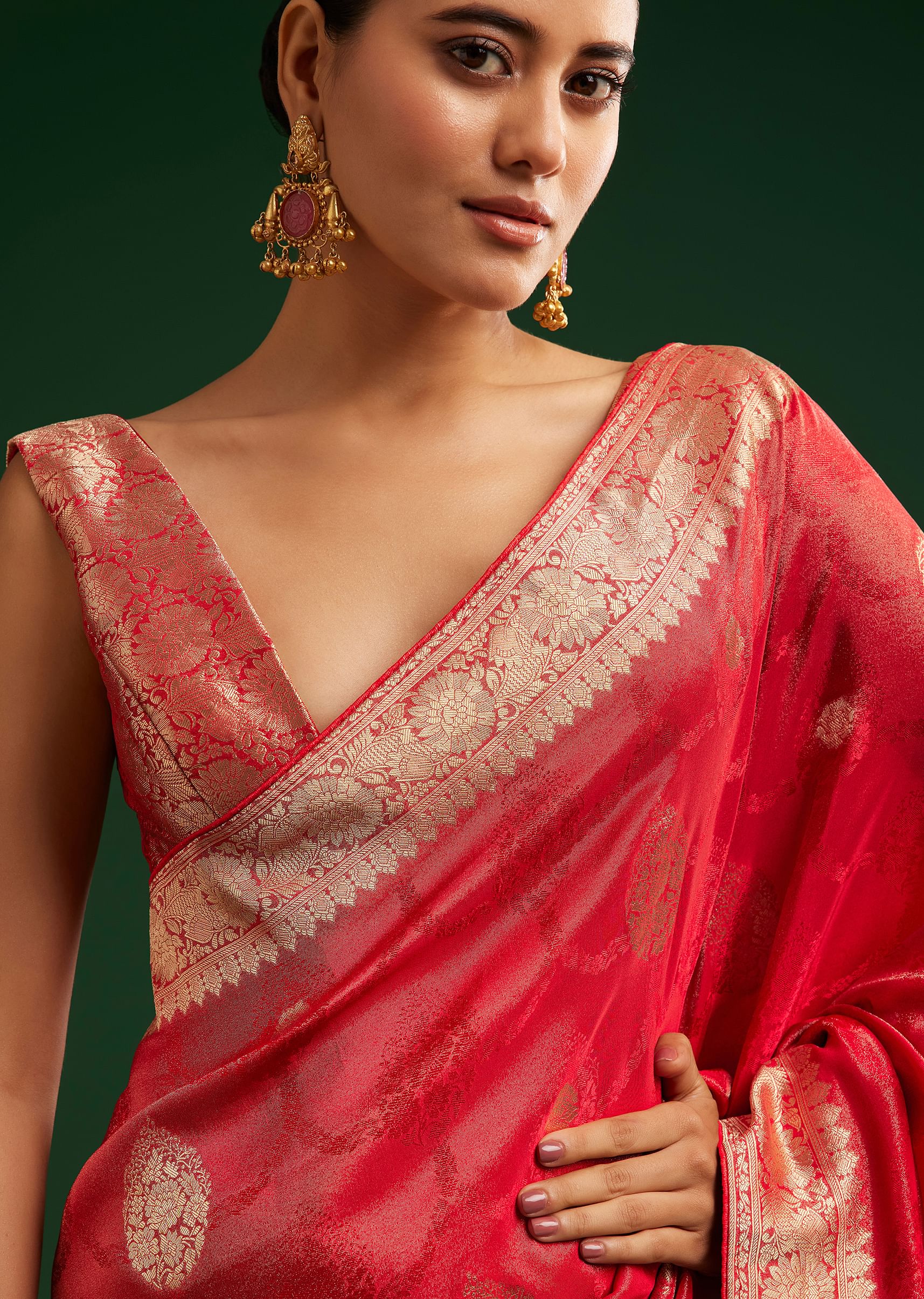 Red Saree With Zari Motif and Heavy Embroidered Blouse - Image 5