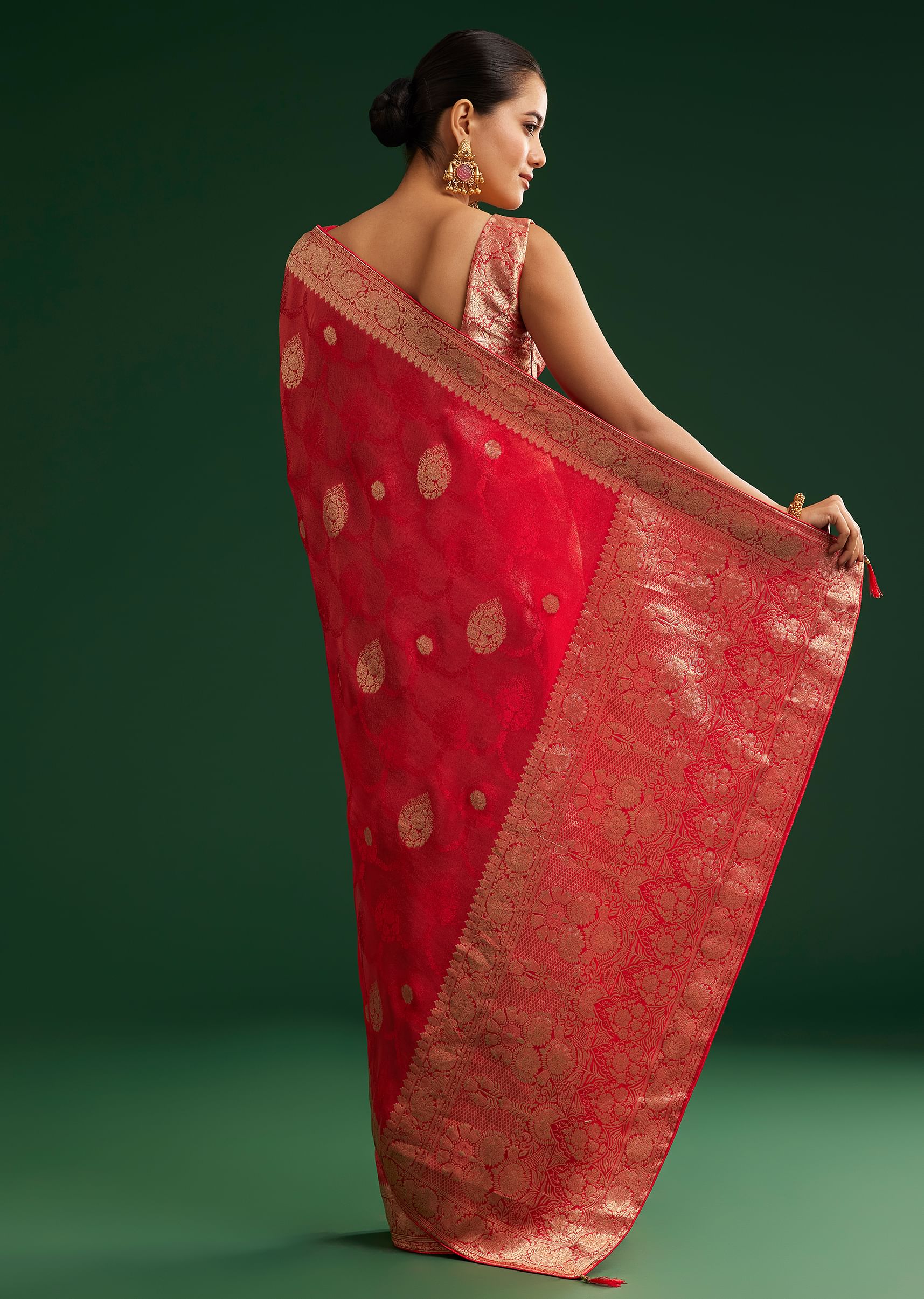 Red Saree With Zari Motif and Heavy Embroidered Blouse - Image 6