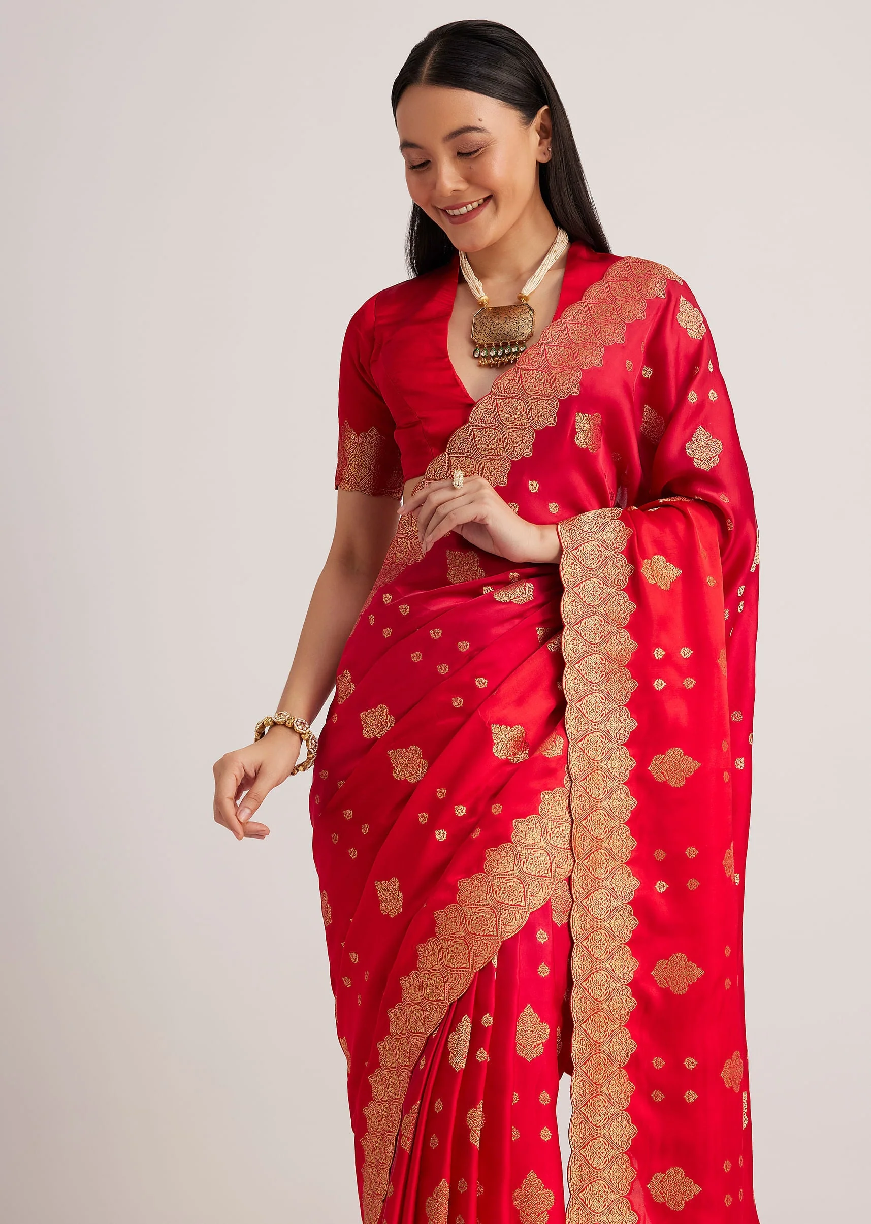 Red Satin Silk Butti Woven Saree With Scallop Brocade Border - Image 5