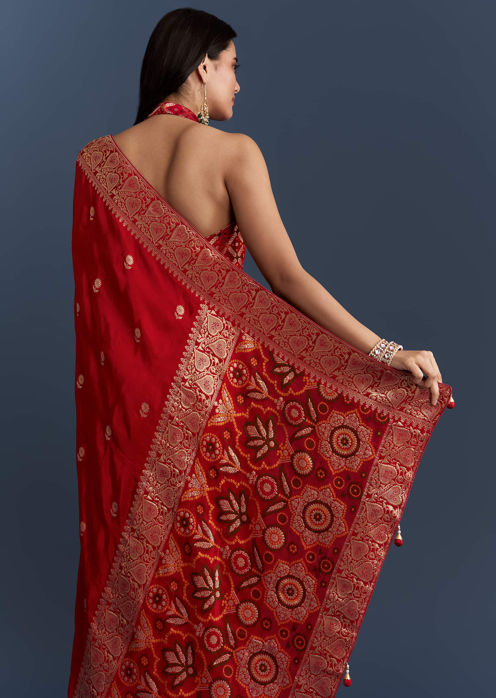 Red Satin Woven Saree With Floral Motif Work - Image 6