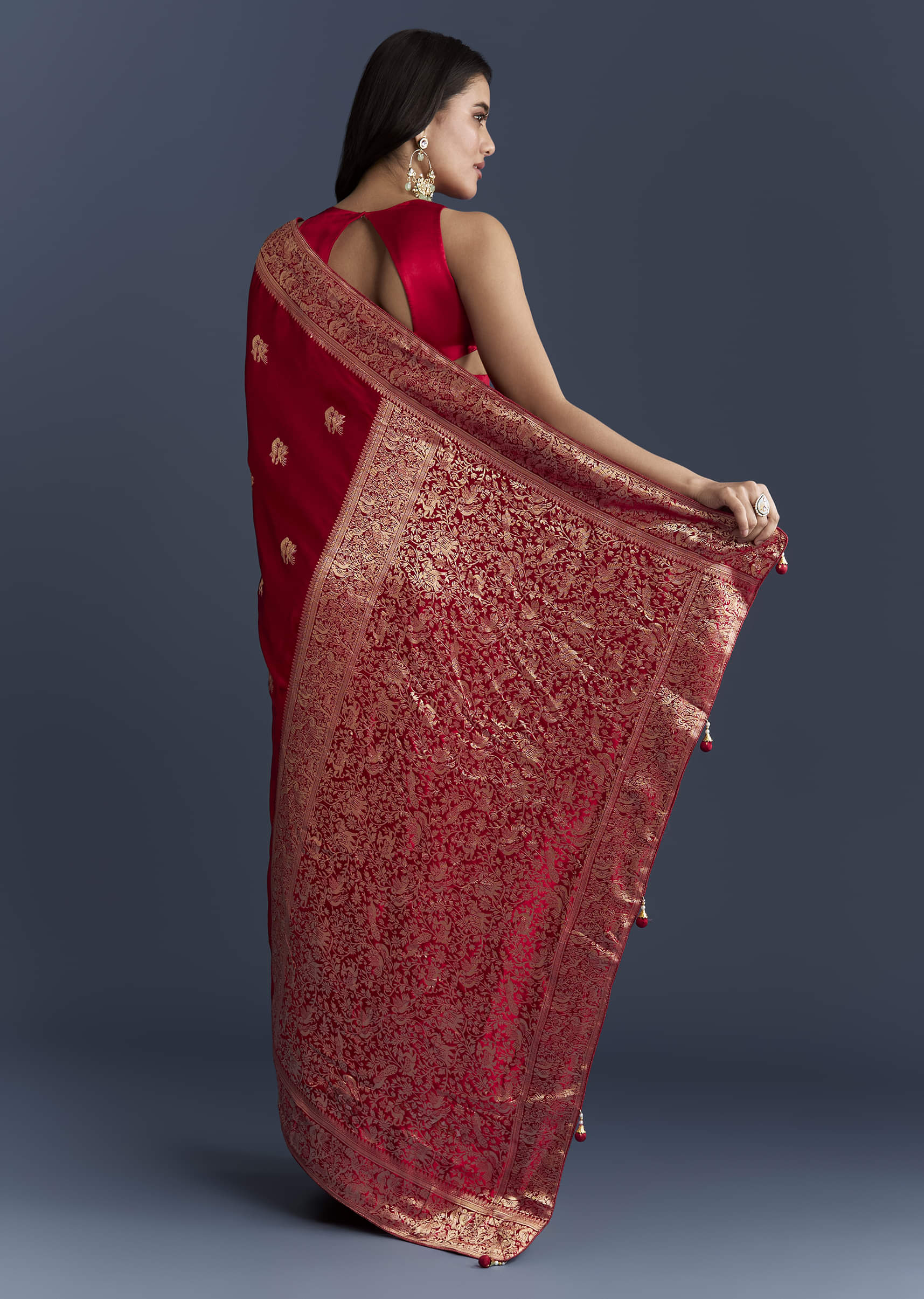 Red Satin Woven Saree With Zari Work - Image 4