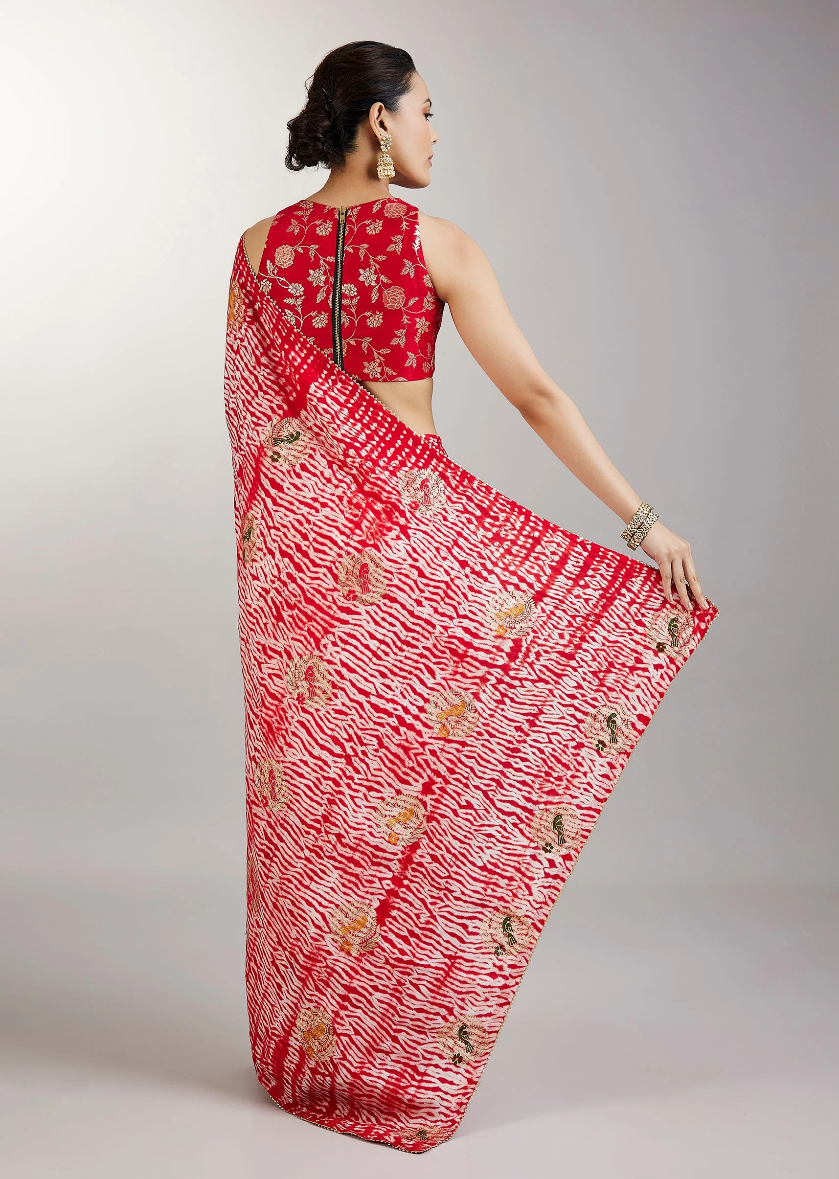 Red Shibori Printed Saree - Image 4