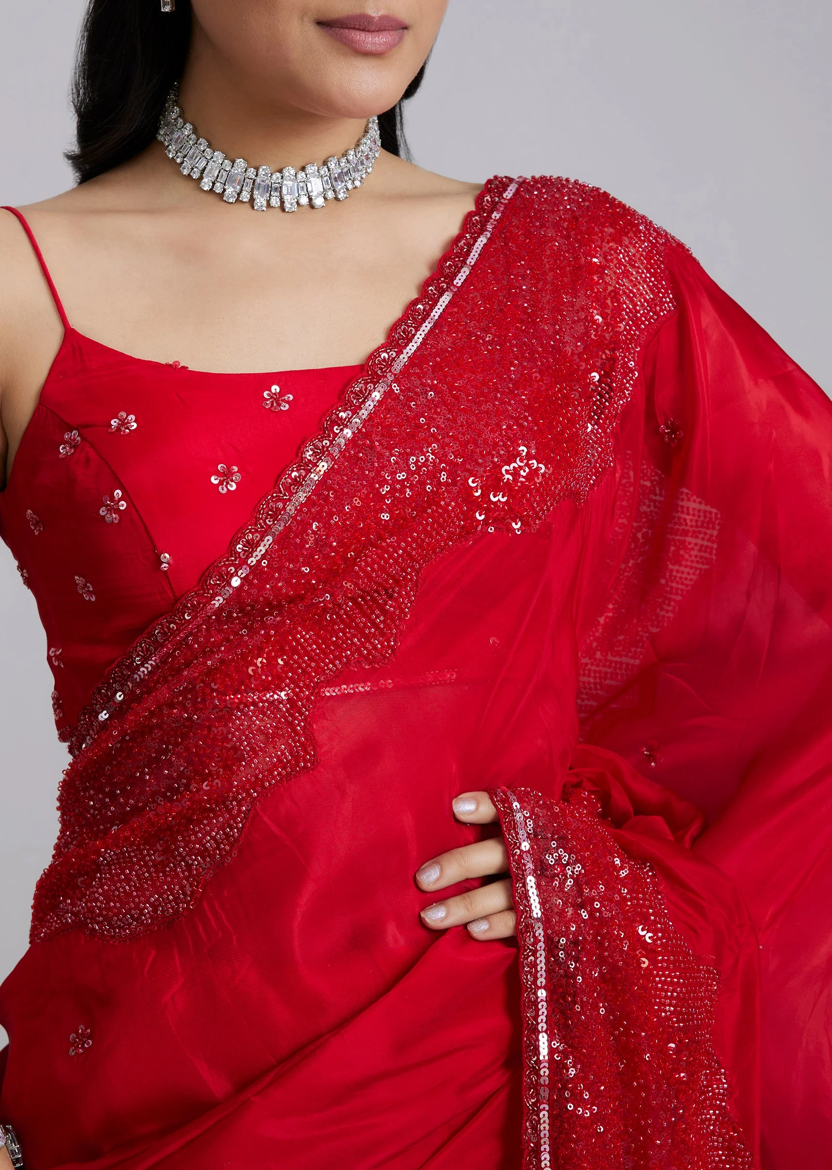 Red Tissue Saree With Heavy Border - Image 2