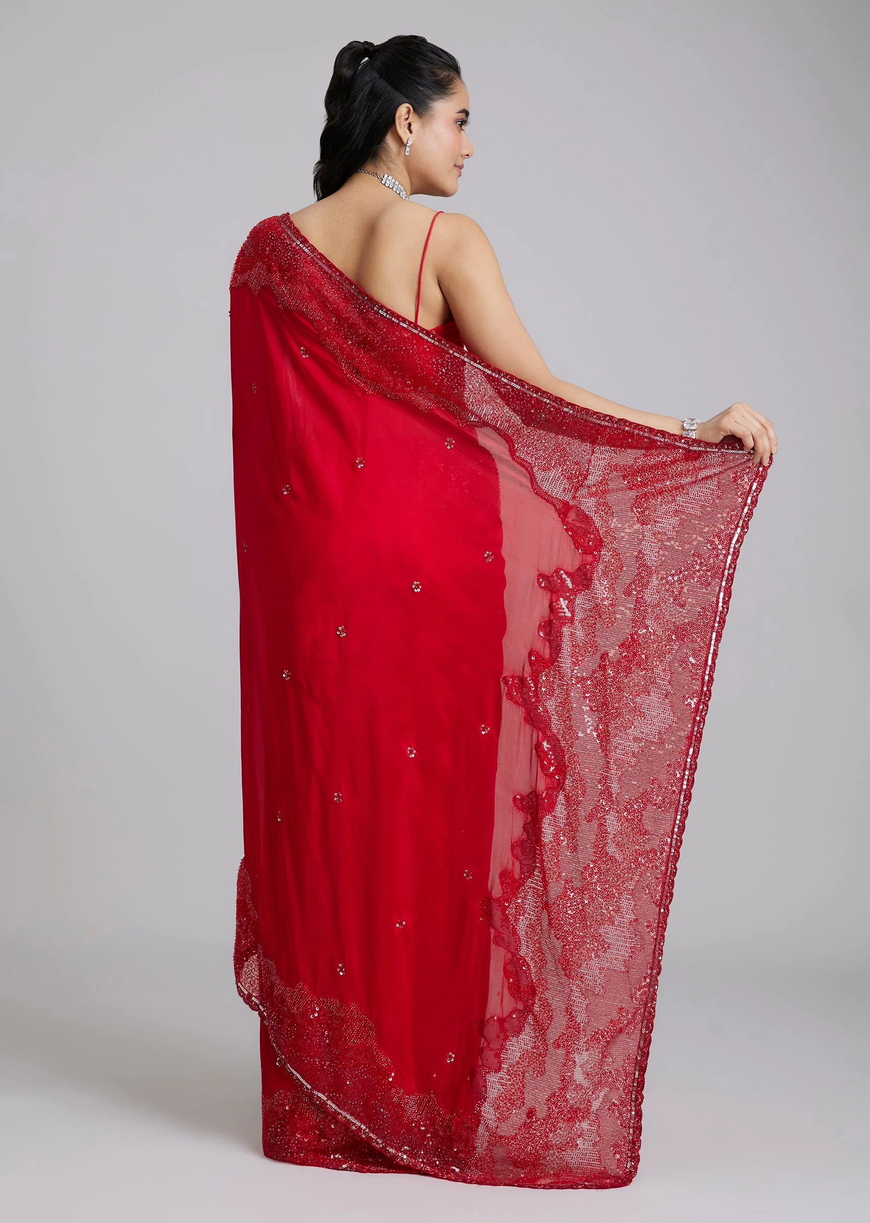 Red Tissue Saree With Heavy Border - Image 4