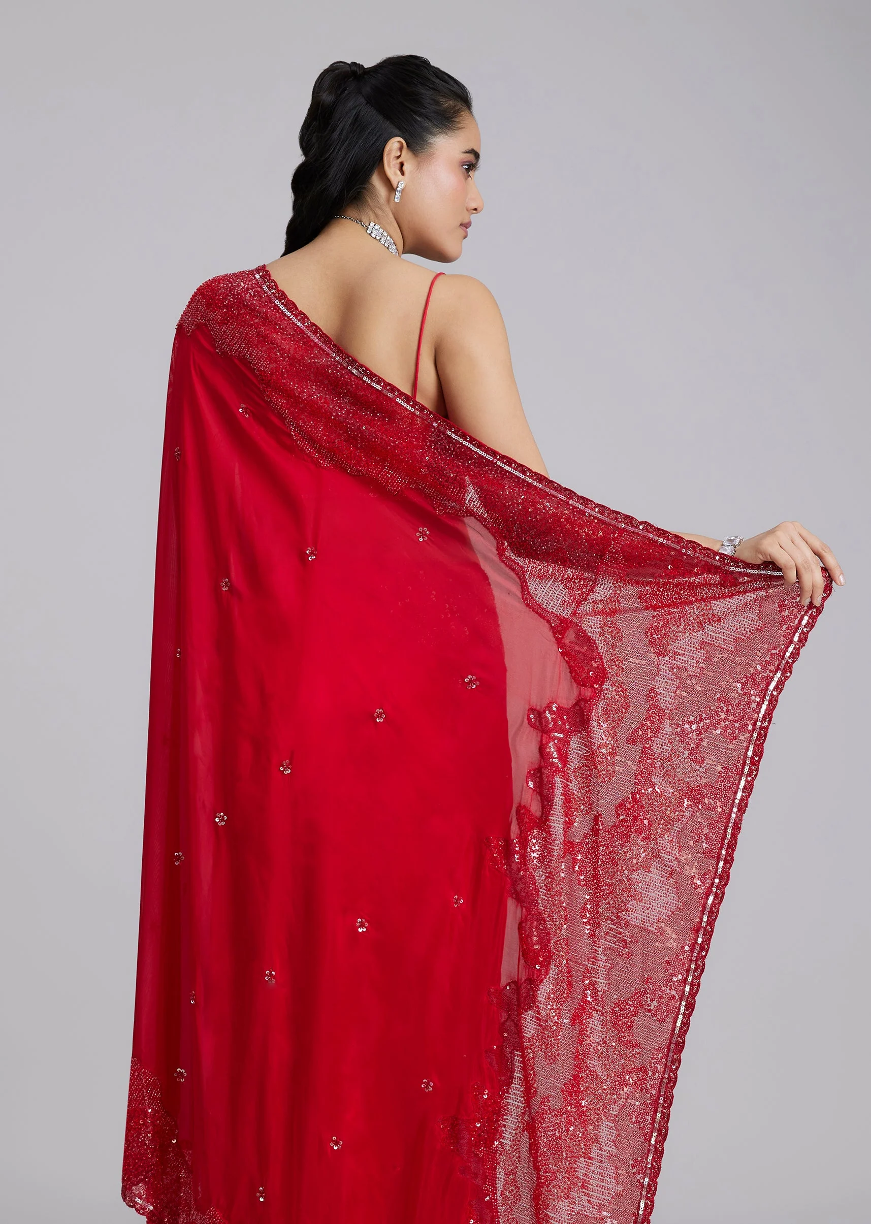 Red Tissue Saree With Heavy Border - Image 6