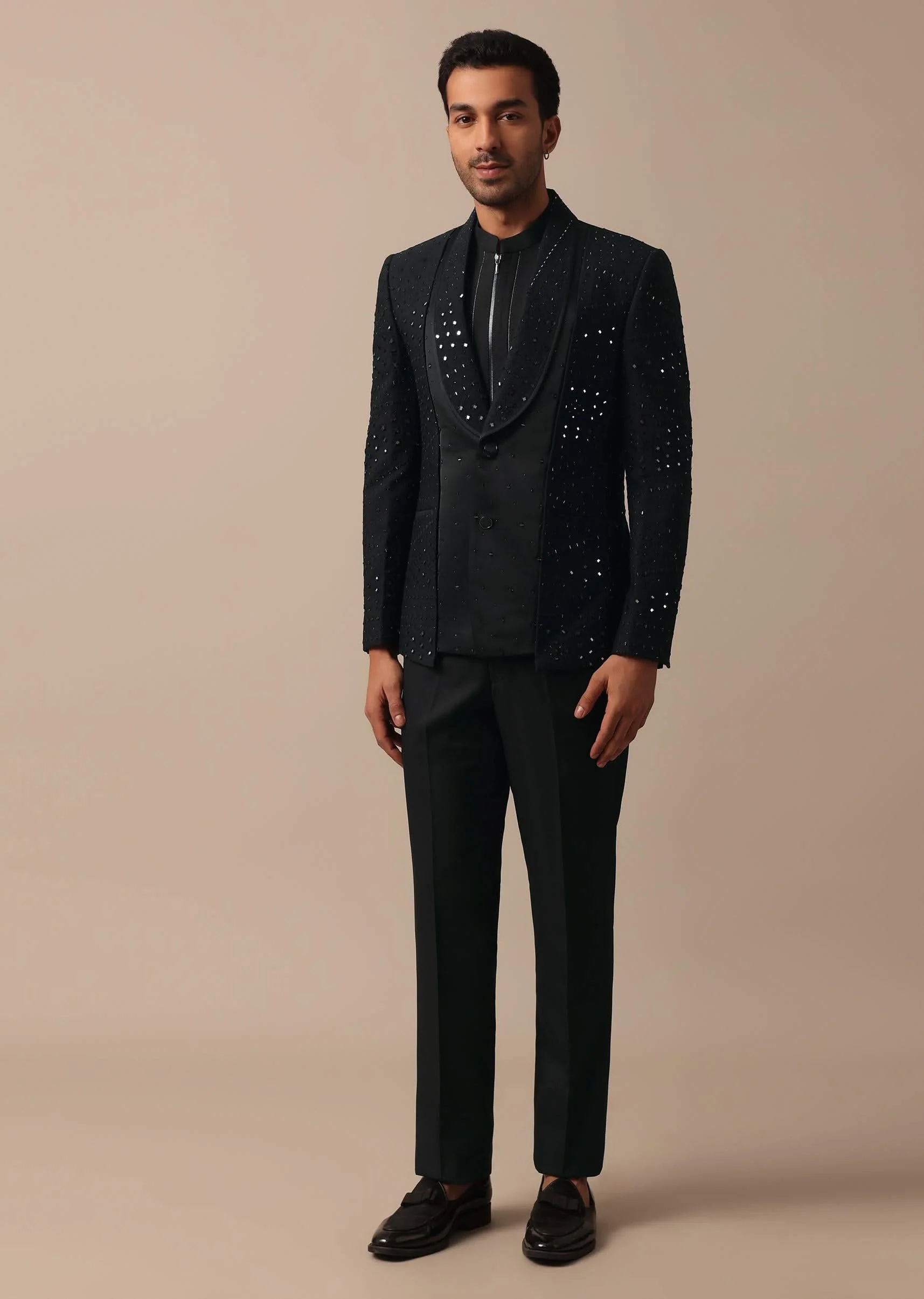 Refined Black Tuxedo Adorned with Intricate All Over Embroidery - Image 4