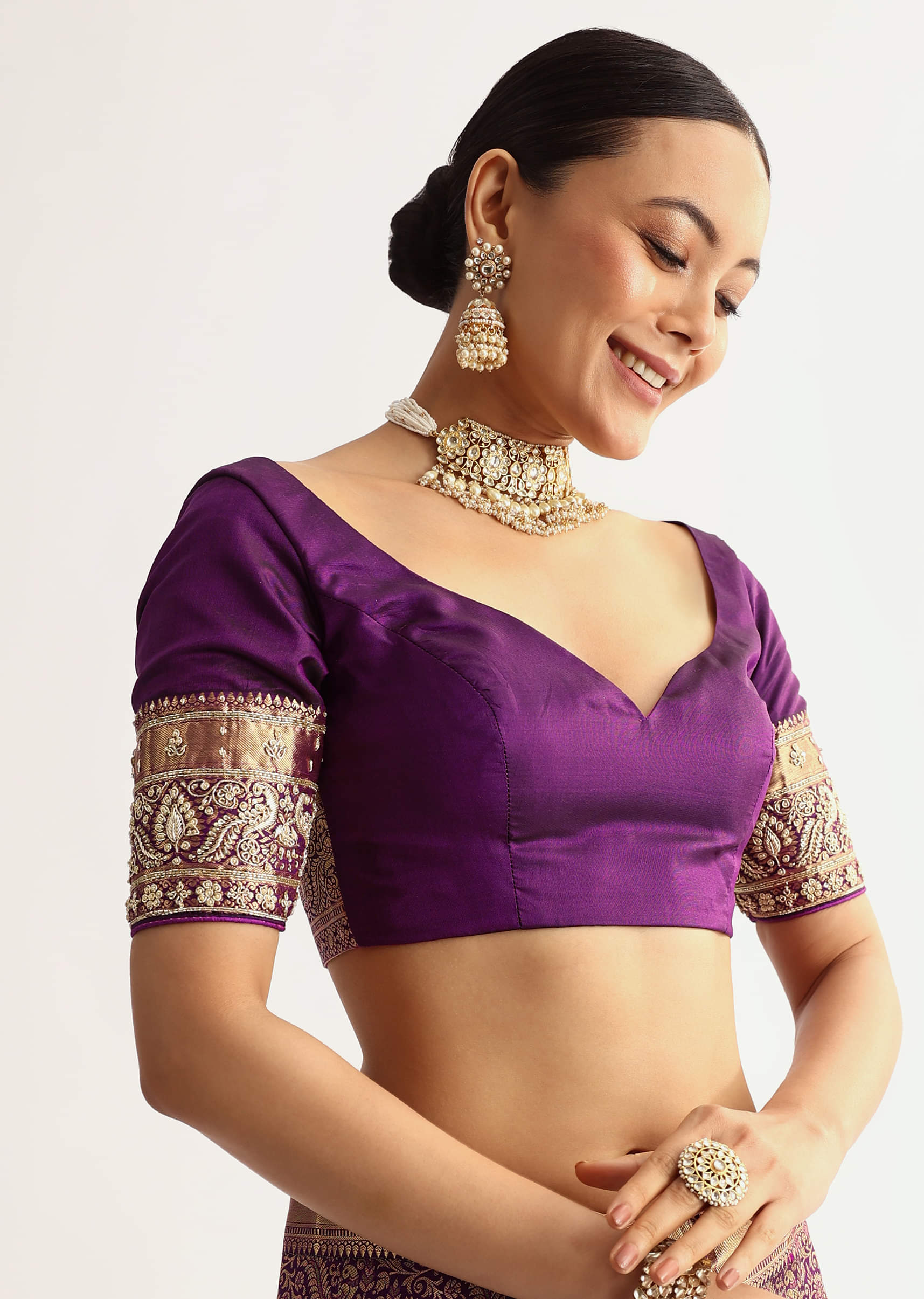 Rust Pink Tissue Saree With Zardosi Sequin Embroidery - Image 7