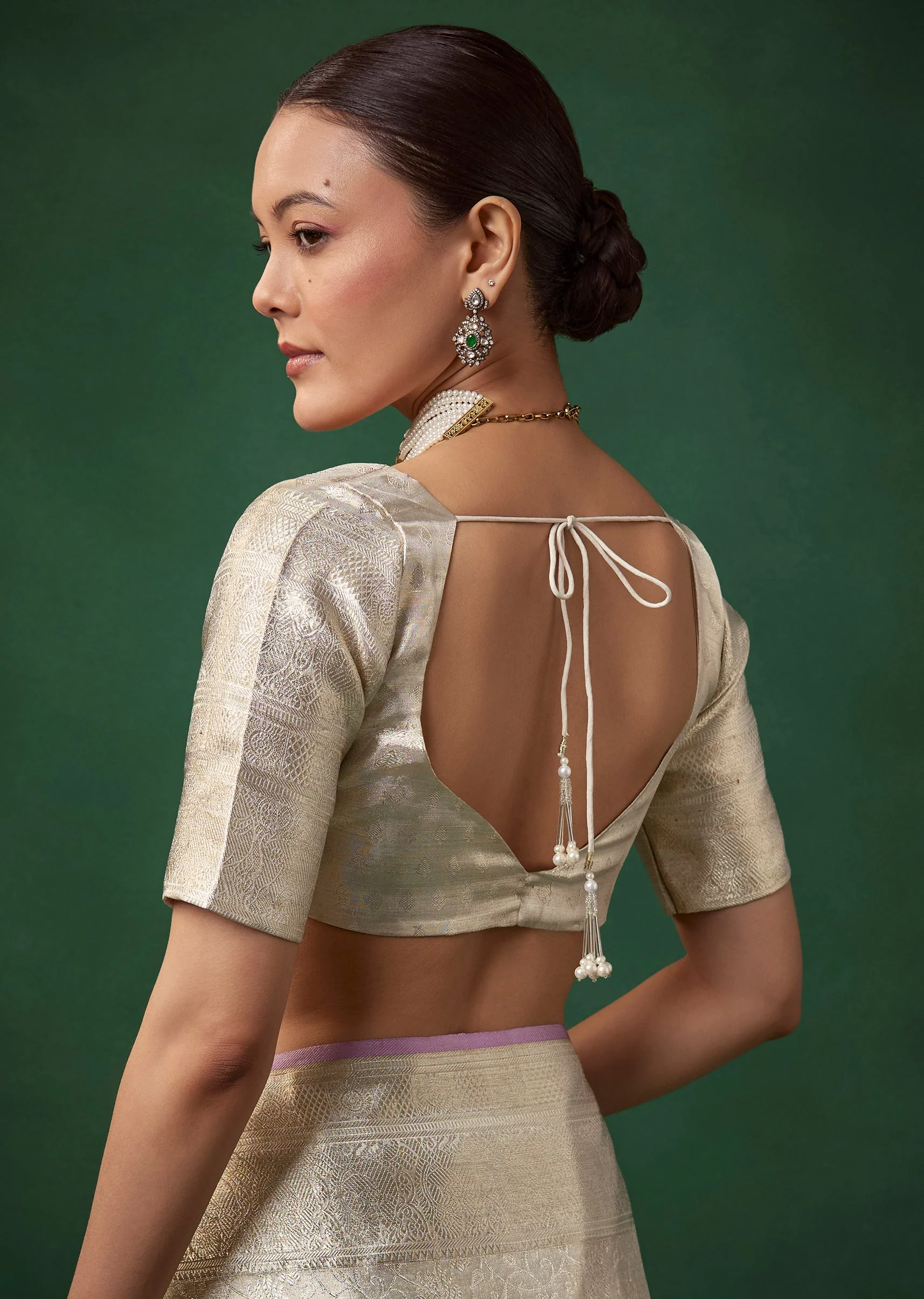 Silver Banarasi Jacquard Weave Saree with Unstitched Blouse - Image 8