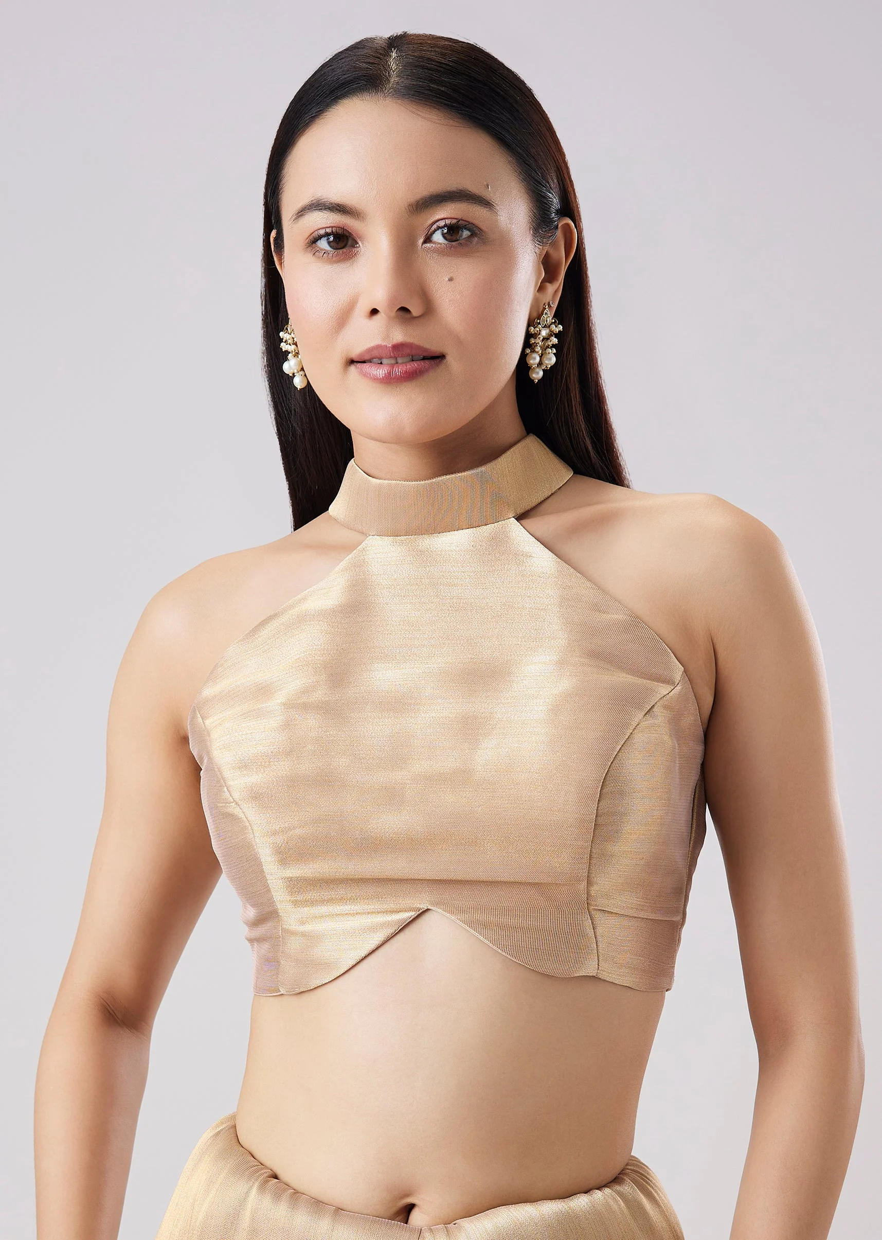 Silver Contrast Border Solid Saree With Unstitched Blouse - Image 7