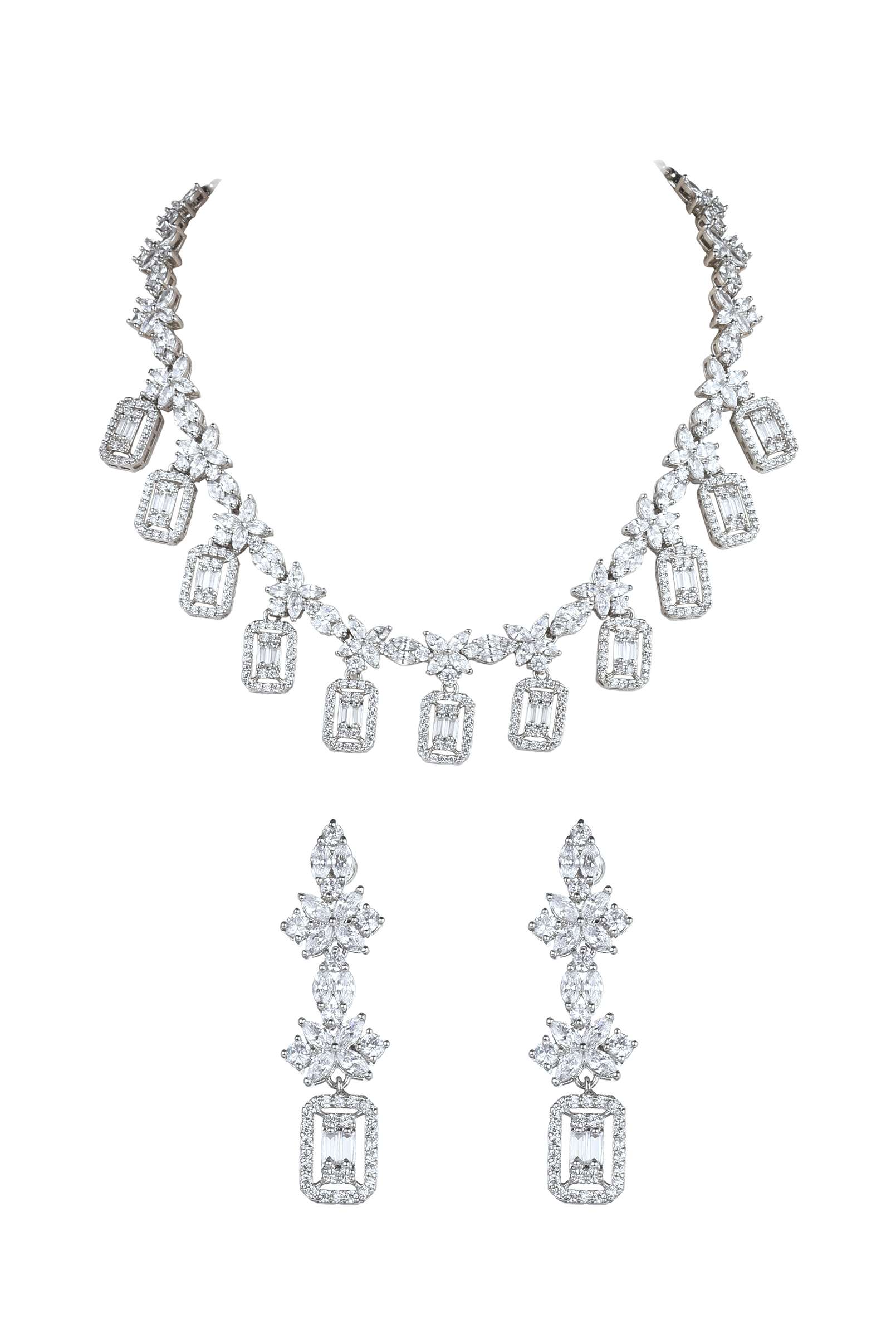Silver Finish Short Necklace Set In Mix Metal - Image 7