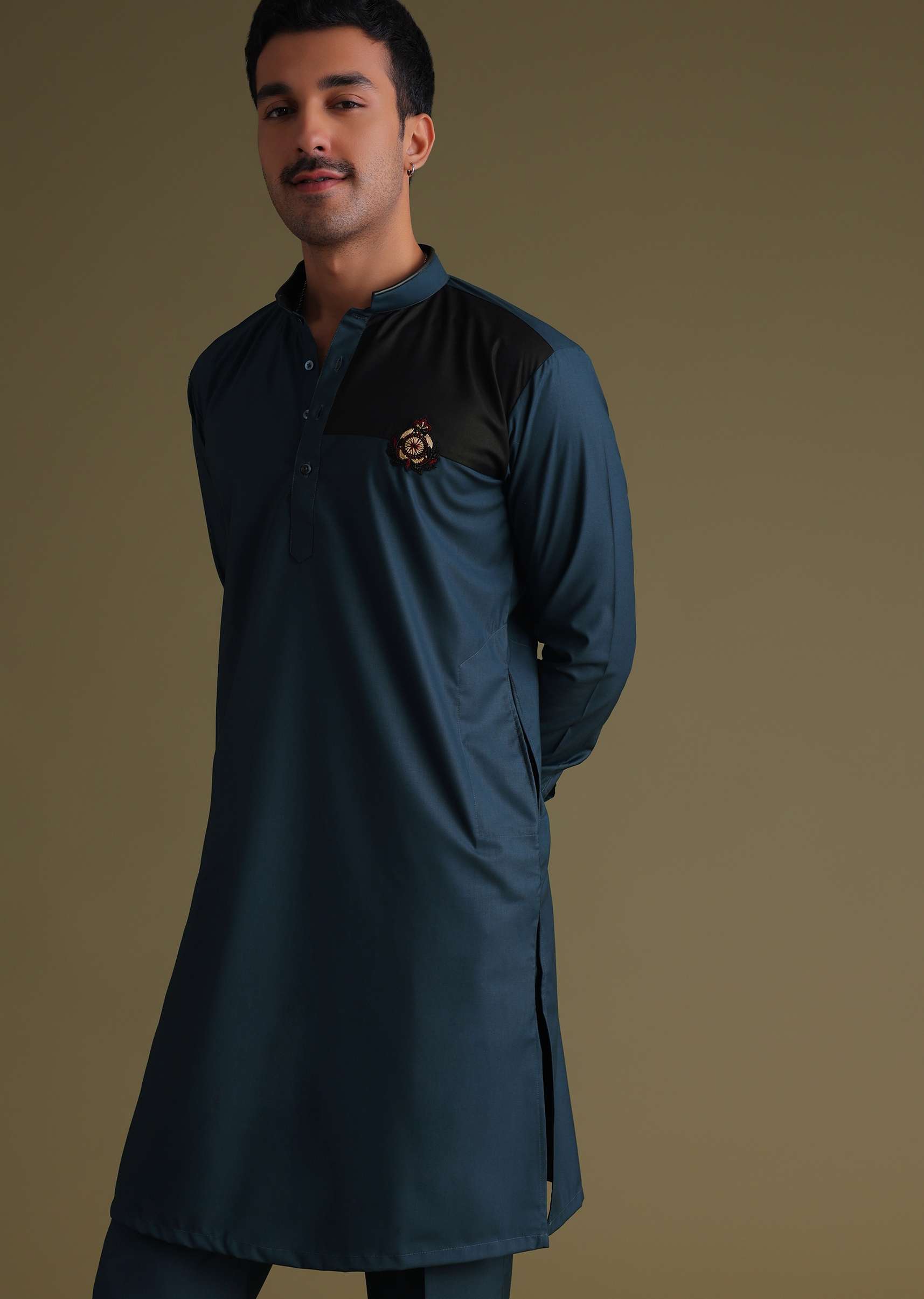 Teal Blue Pathani Kurta Set In Rayon With A Black Patch On Shoulder With Embroidery - Image 4