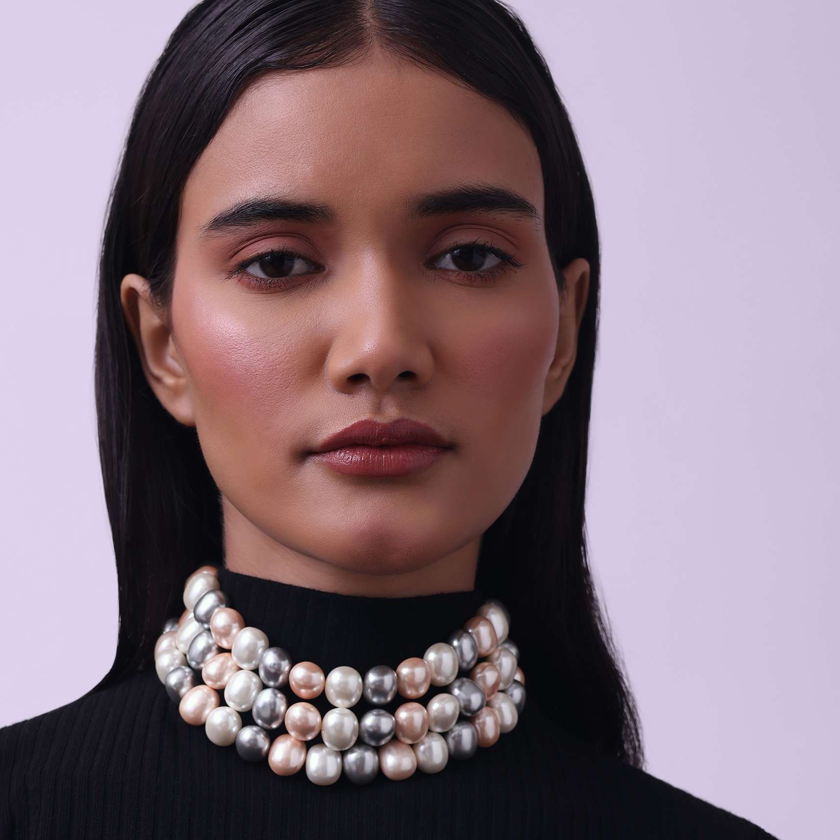Three layered Mother Of Pearl Choker In Mix Metal - Image 3