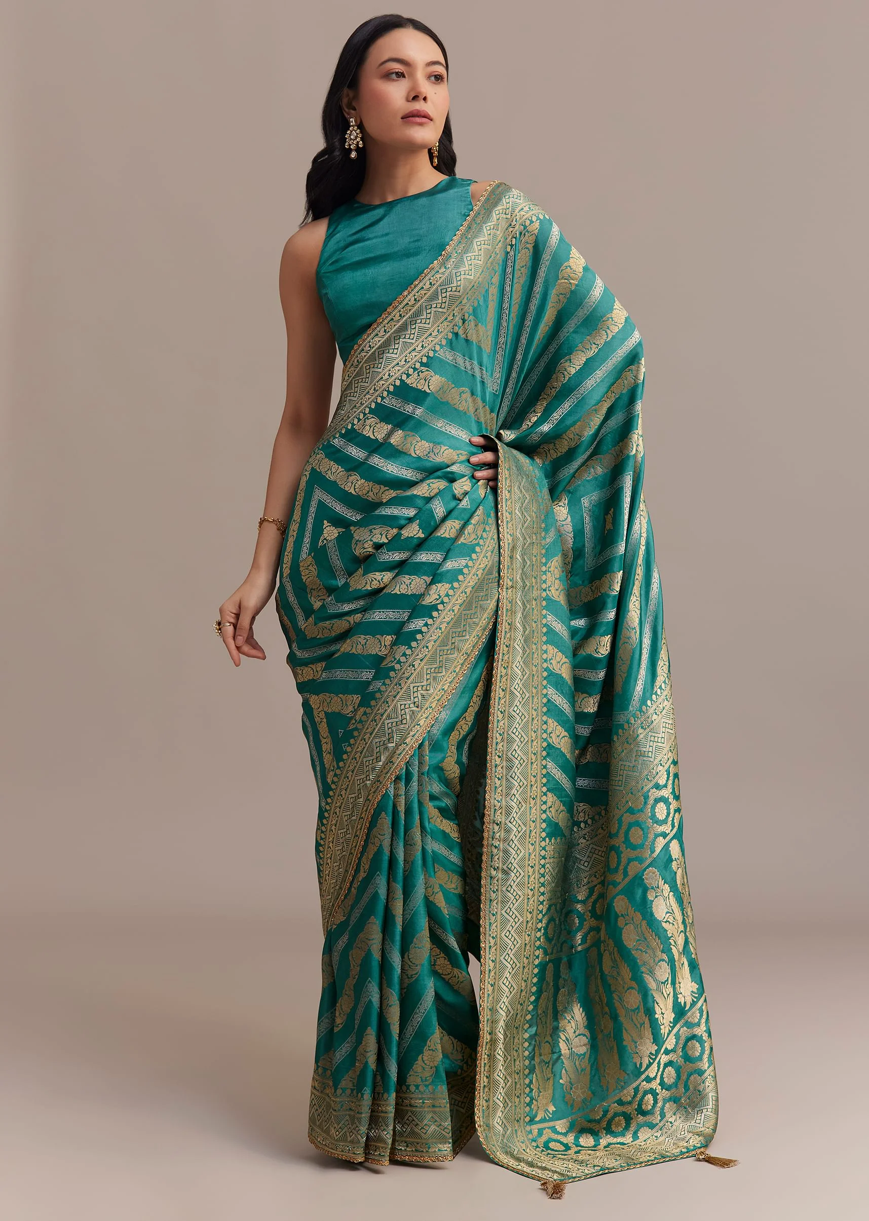 Turquoise Green Dola Silk Saree With Zari Weaving - Image 3