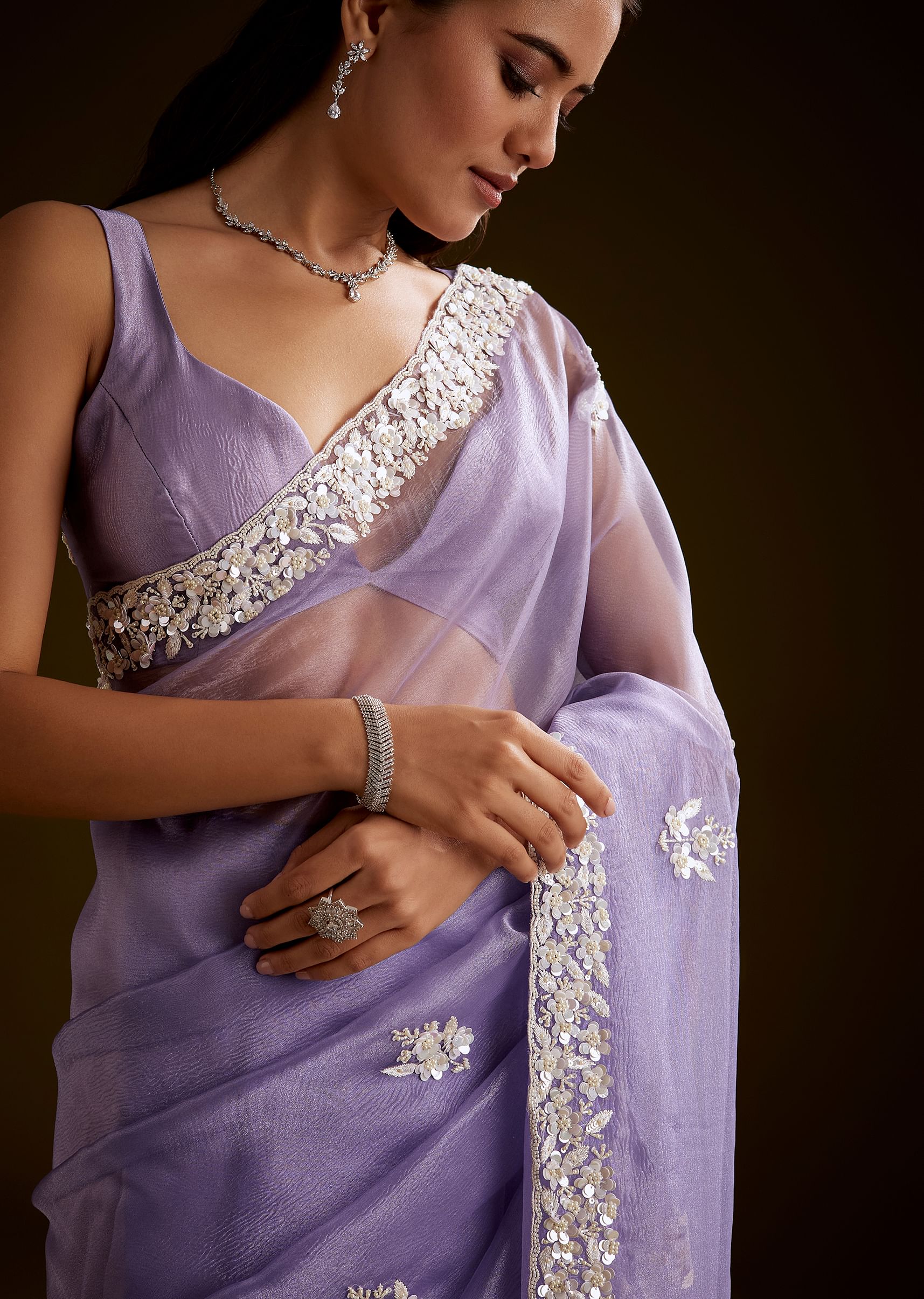 Violet Tissue Saree With Floral Embroidery And Scallop Border - Image 5