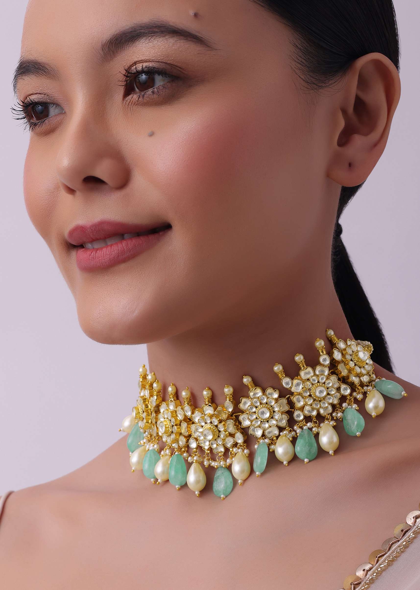White And Mint Green Choker Set In Gold Finish Mix Metal - Image 6
