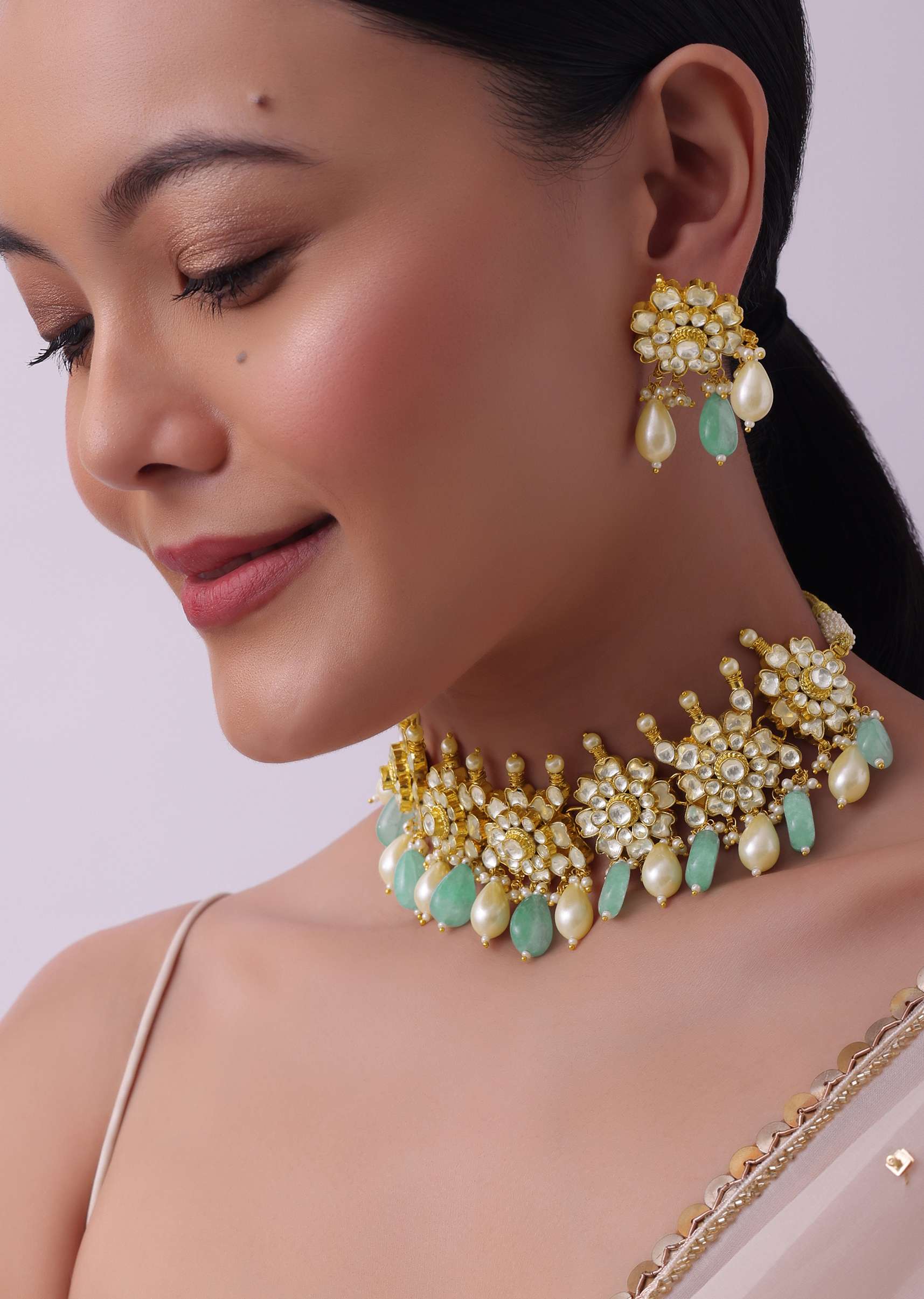 White And Mint Green Choker Set In Gold Finish Mix Metal - Image 7