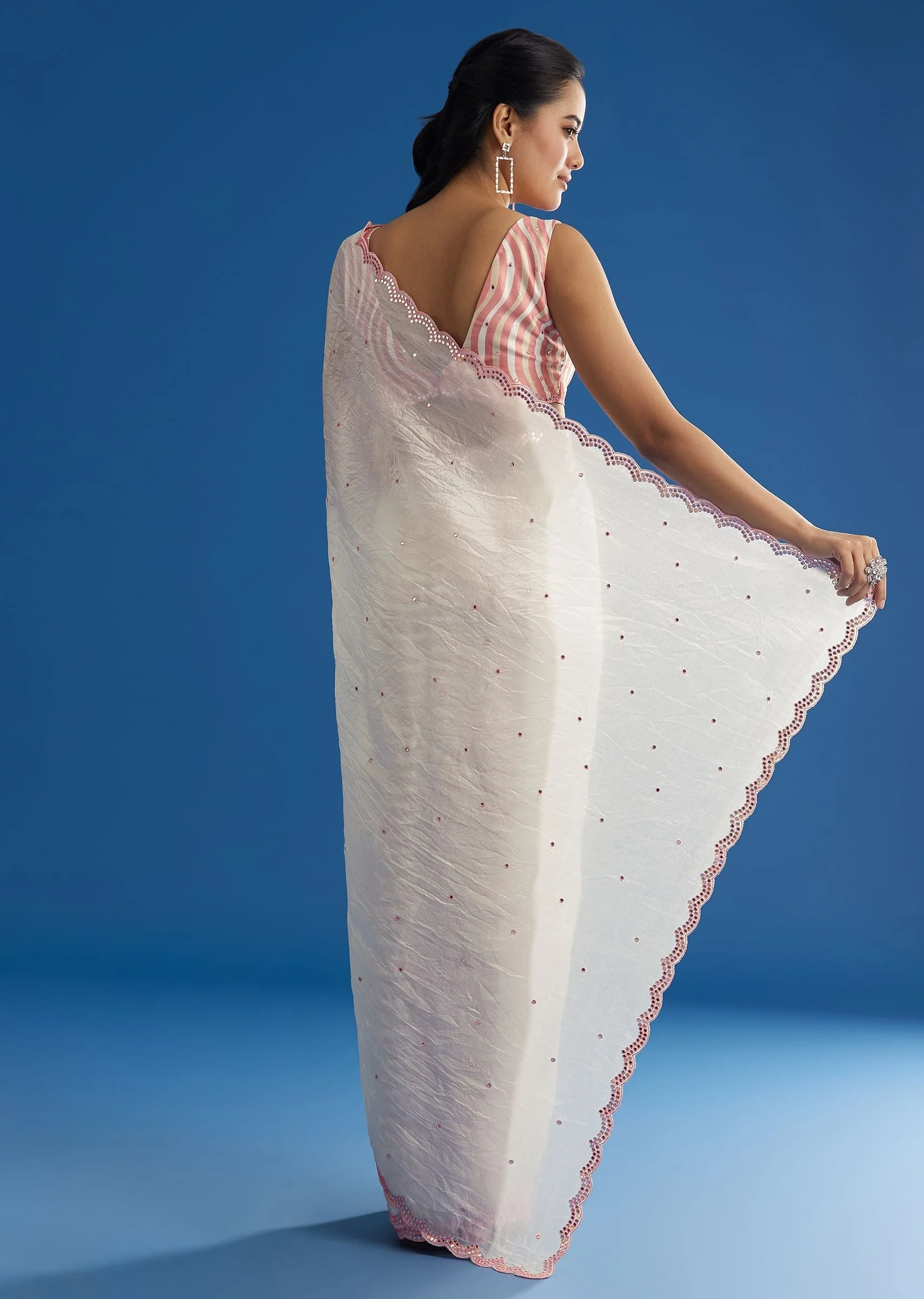 White Crepe Silk Saree With Mirror Scallop Border And Pink Contrast Blouse - Image 4