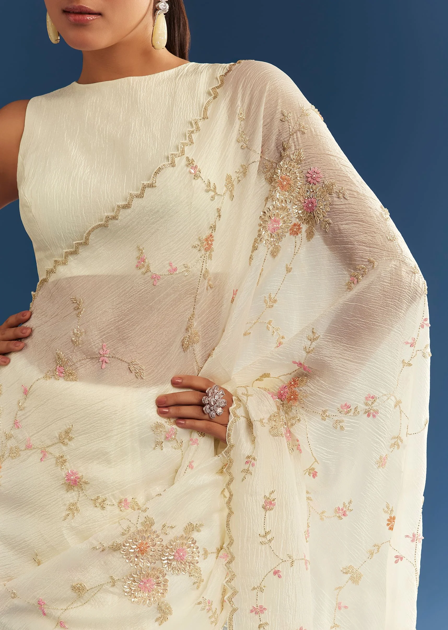 White Crushed Tissue Floral Embroidered Saree - Image 2