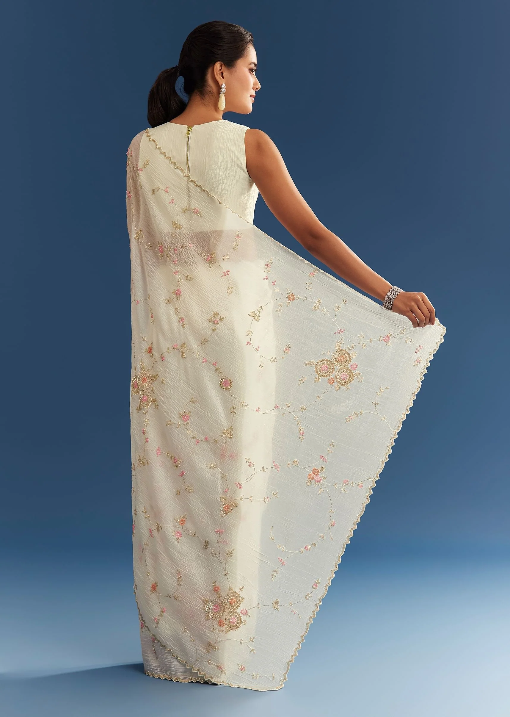 White Crushed Tissue Floral Embroidered Saree - Image 4