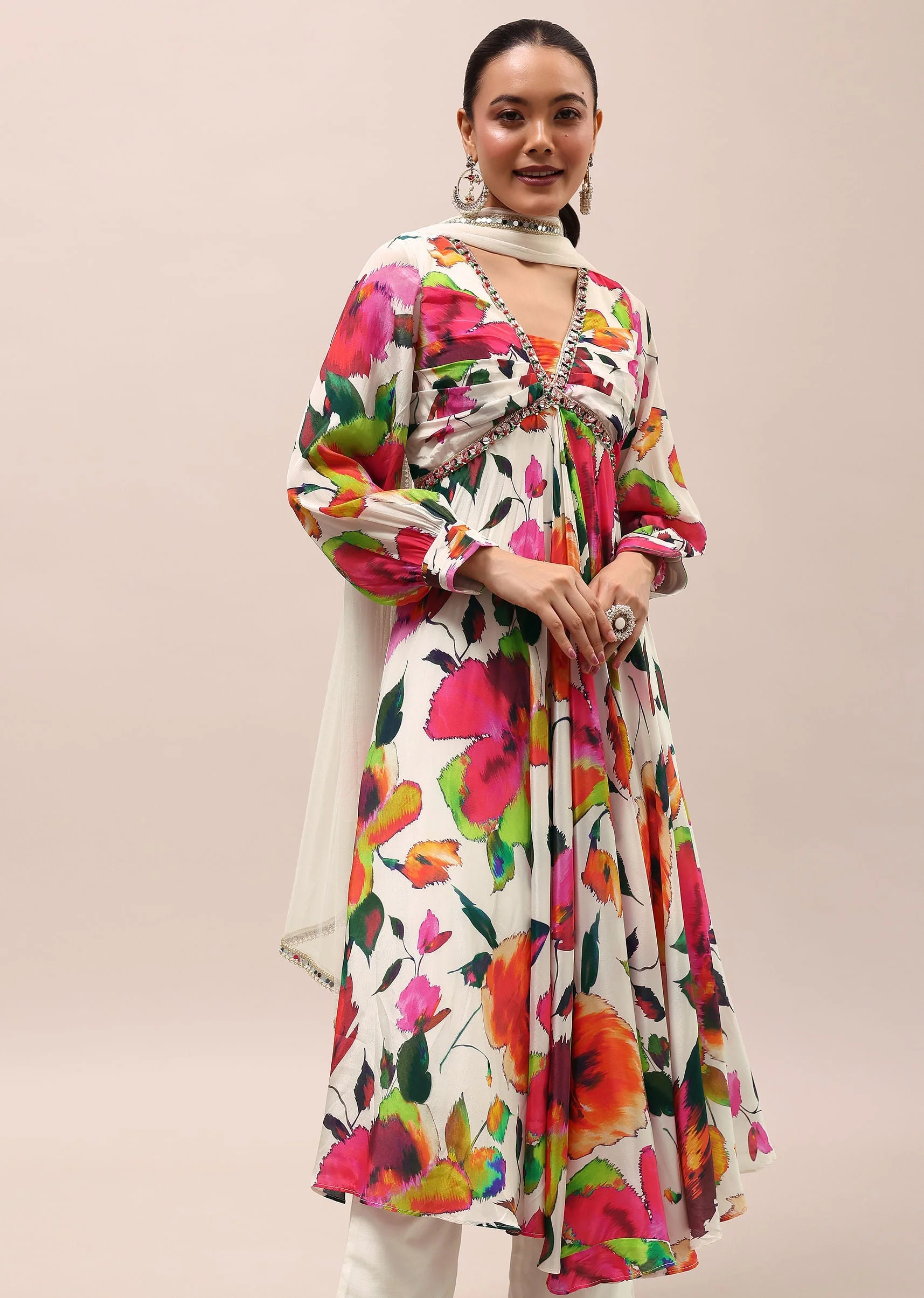 White Embroidered Silk Kurta Set With Dupatta - Image 4