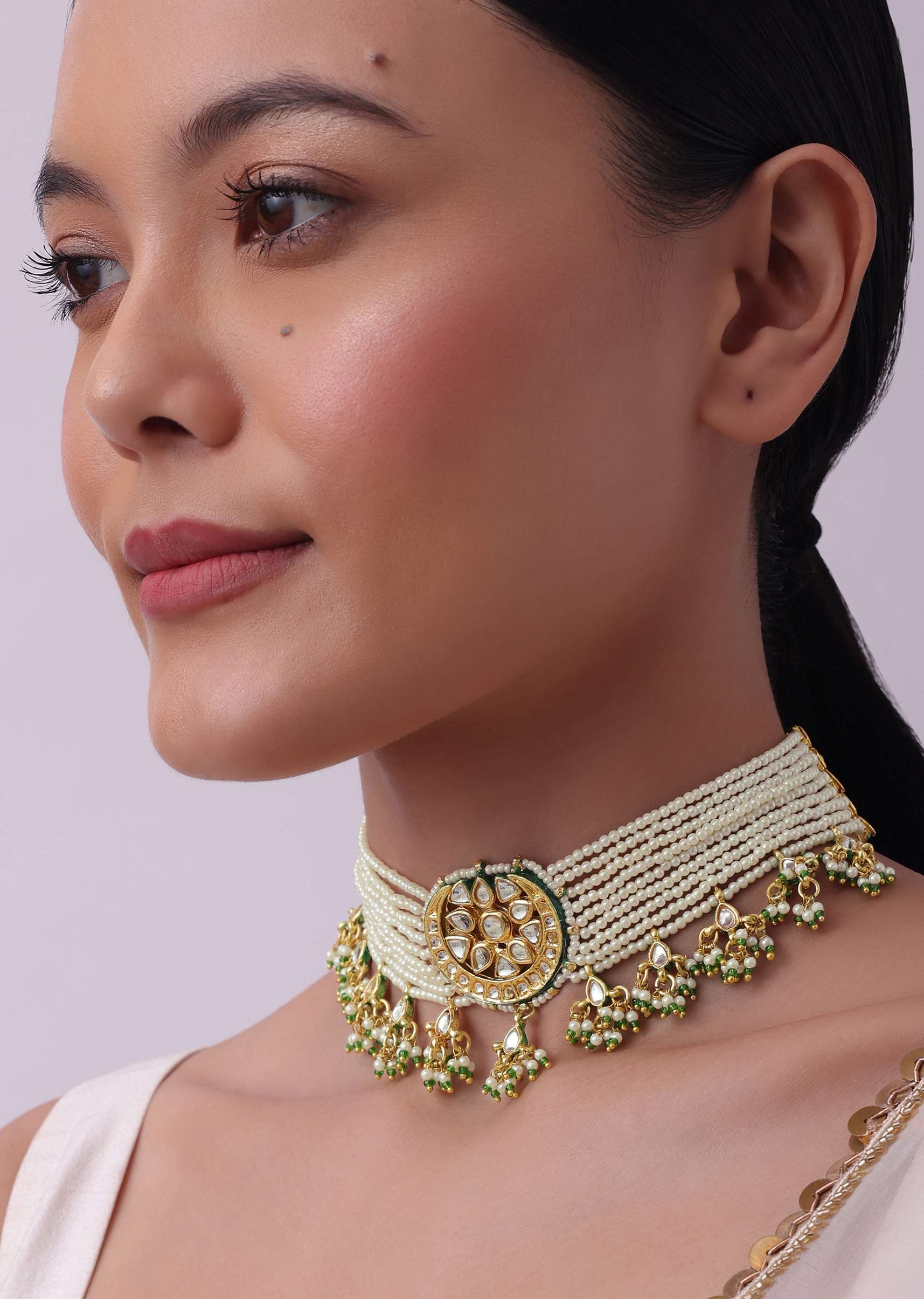 White Kundan Choker Set With Pearls And Drops - Image 6