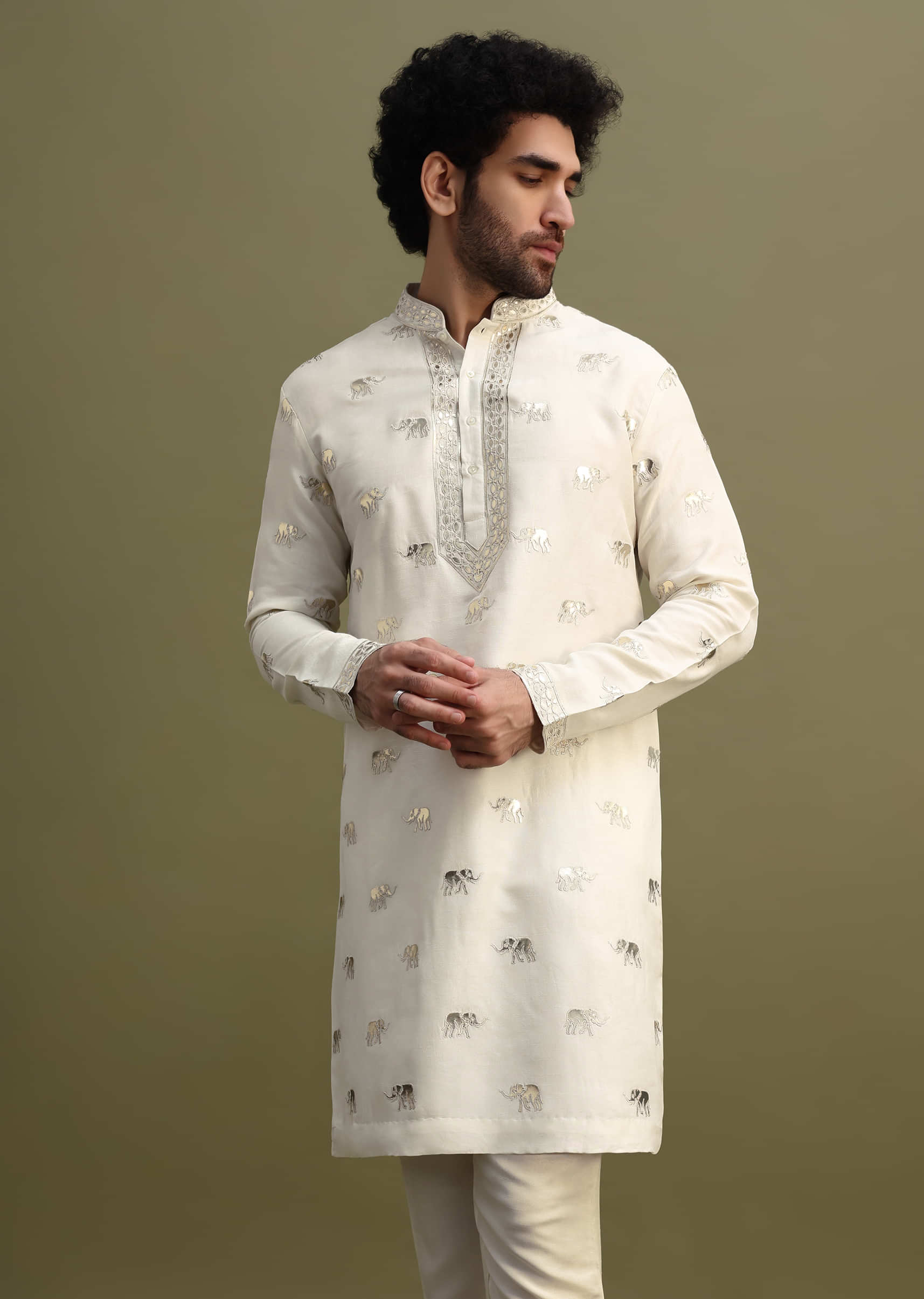 White Kurta With Gold Foil Applique Motifs - Image 3
