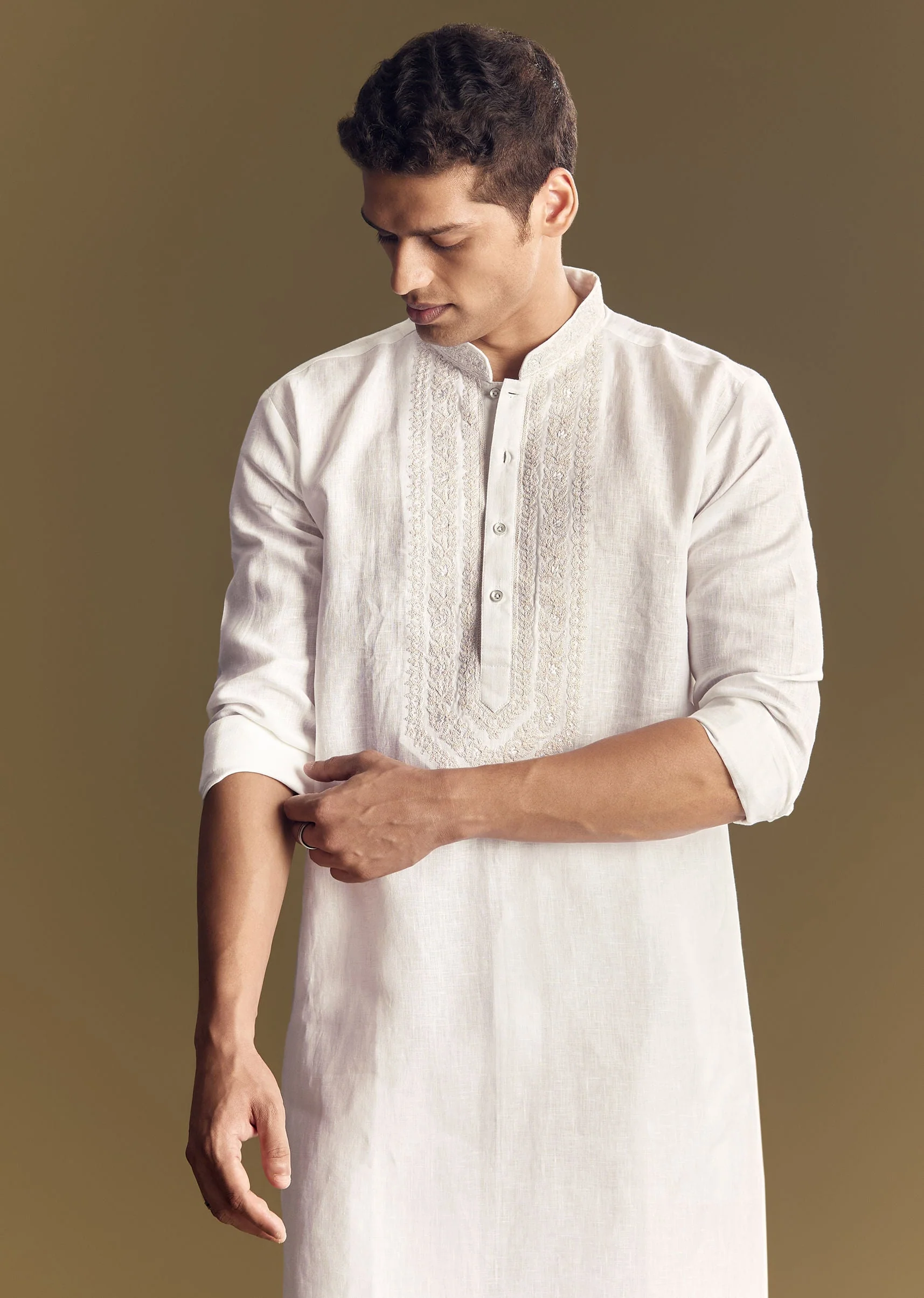White Linen Kurta Set With Thread Embroidery - Image 3