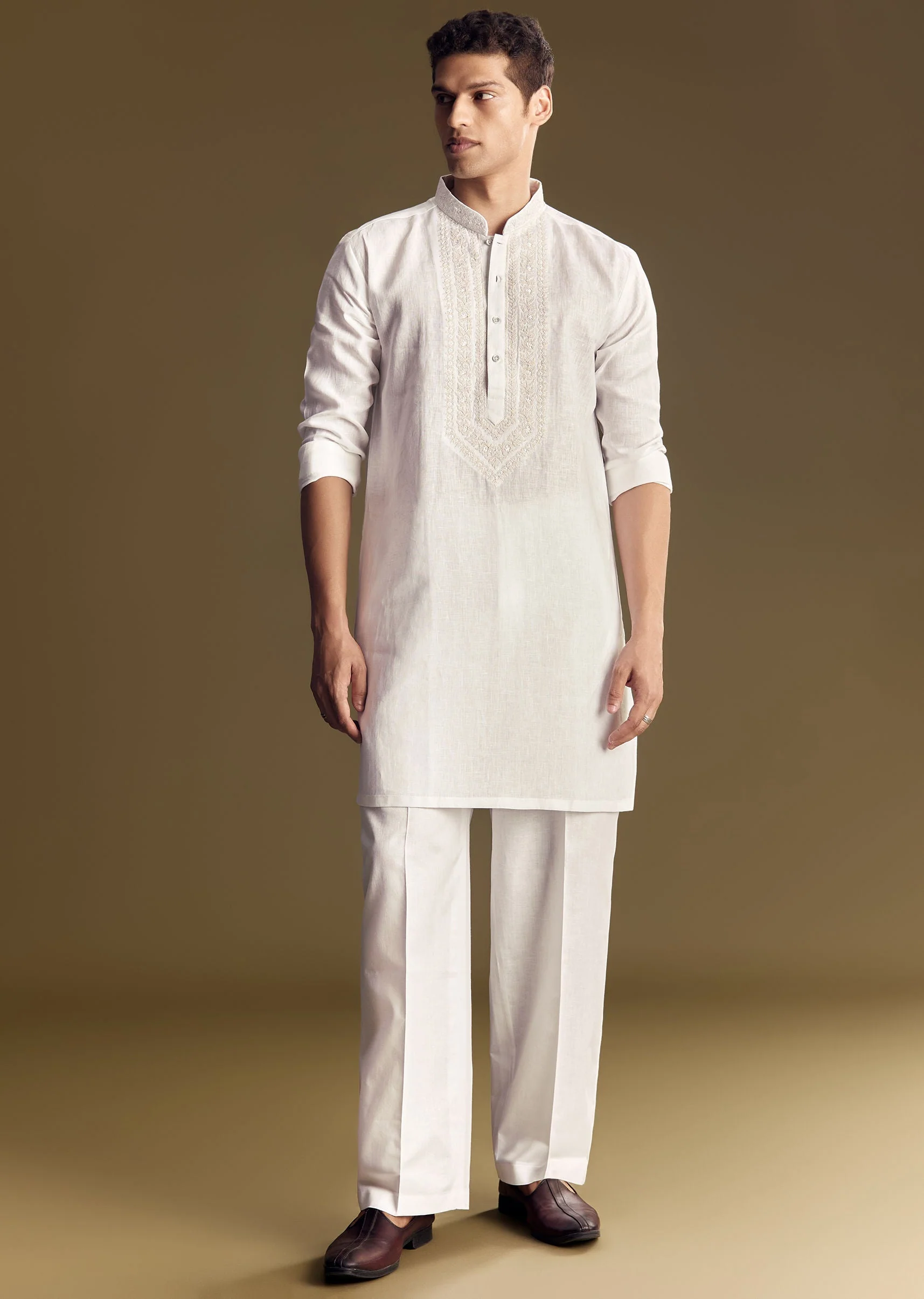 White Linen Kurta Set With Thread Embroidery - Image 4