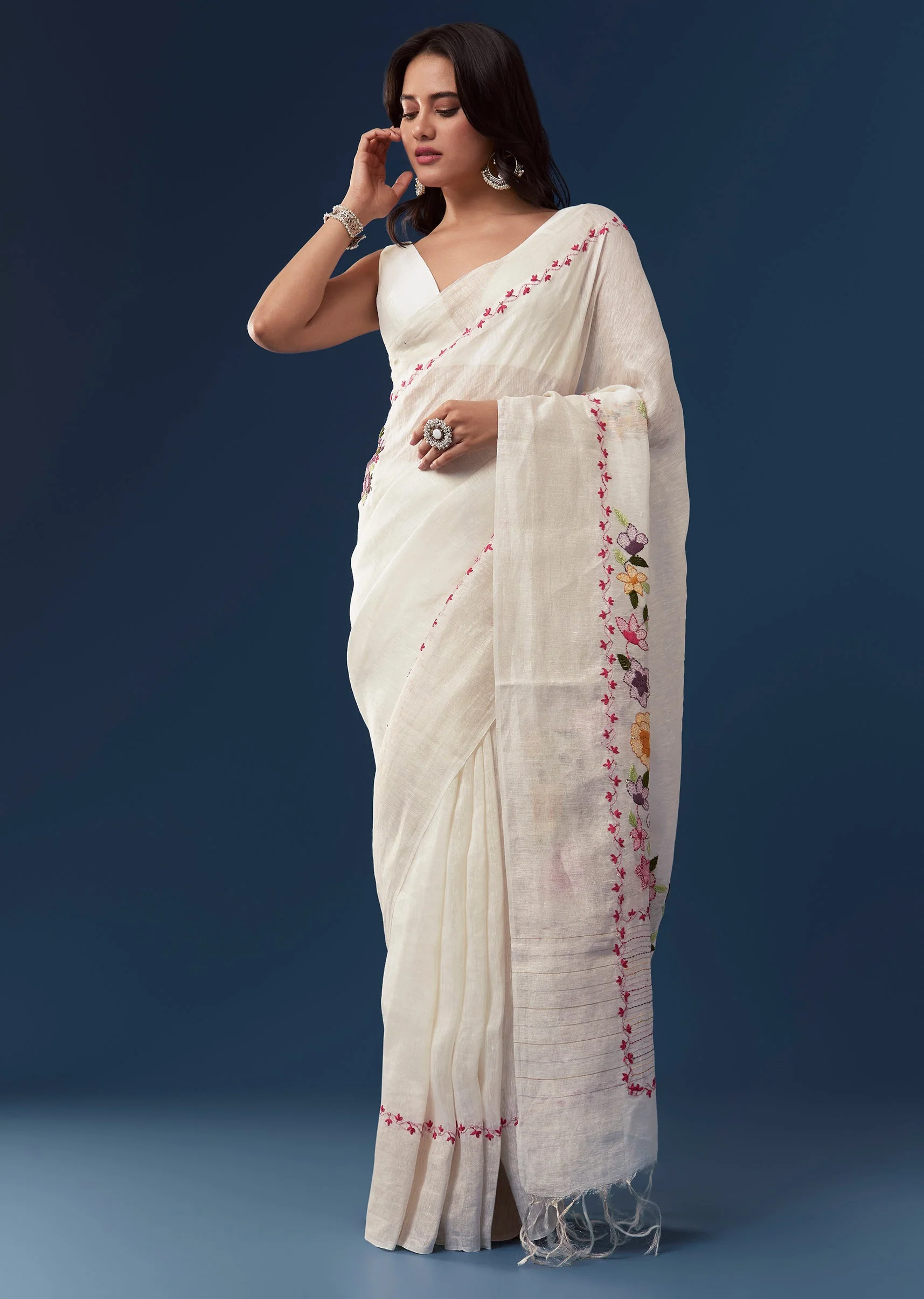 White Linen Saree With All Over Floral Resham Embroidery - Image 3