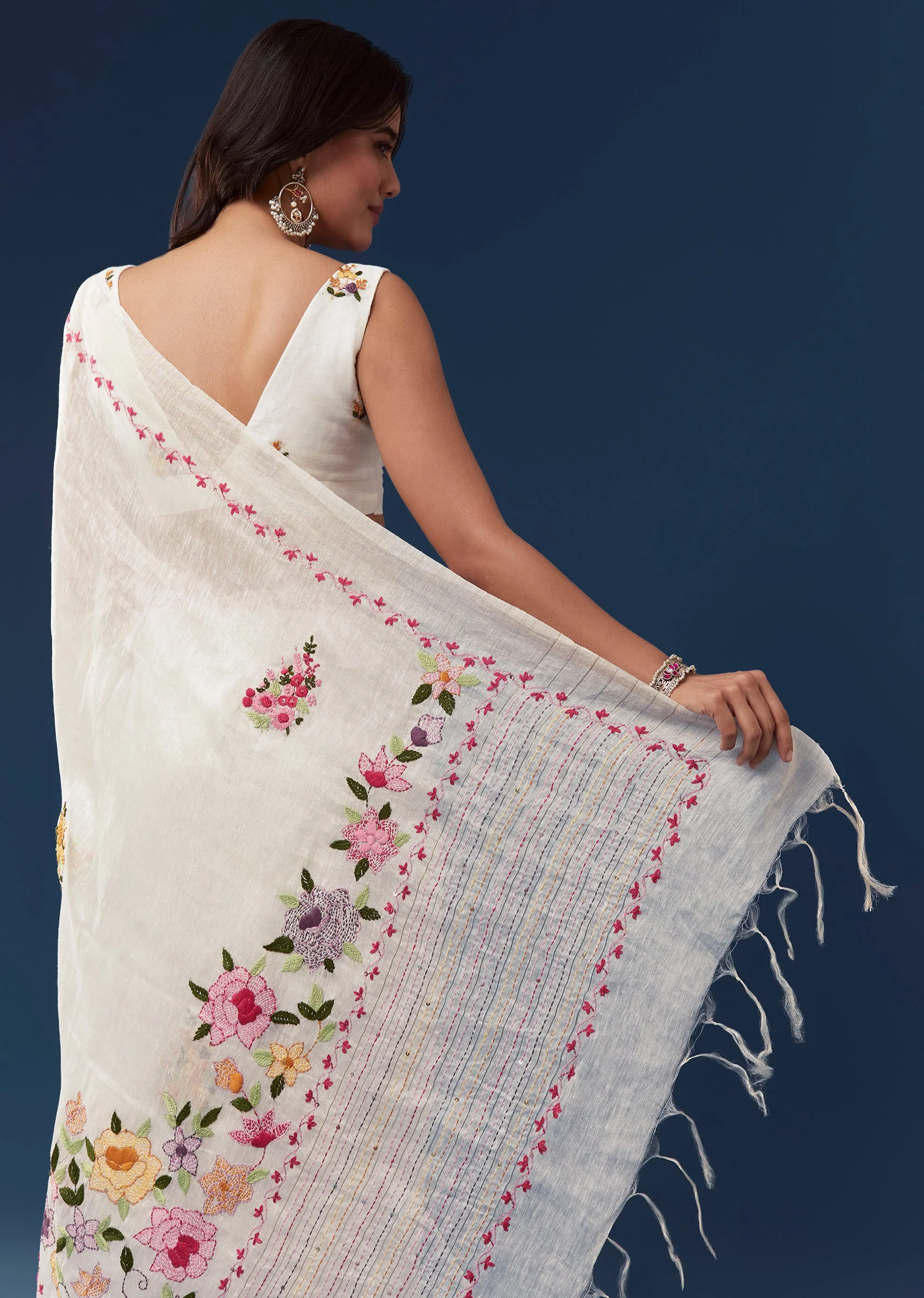 White Linen Saree With All Over Floral Resham Embroidery - Image 6