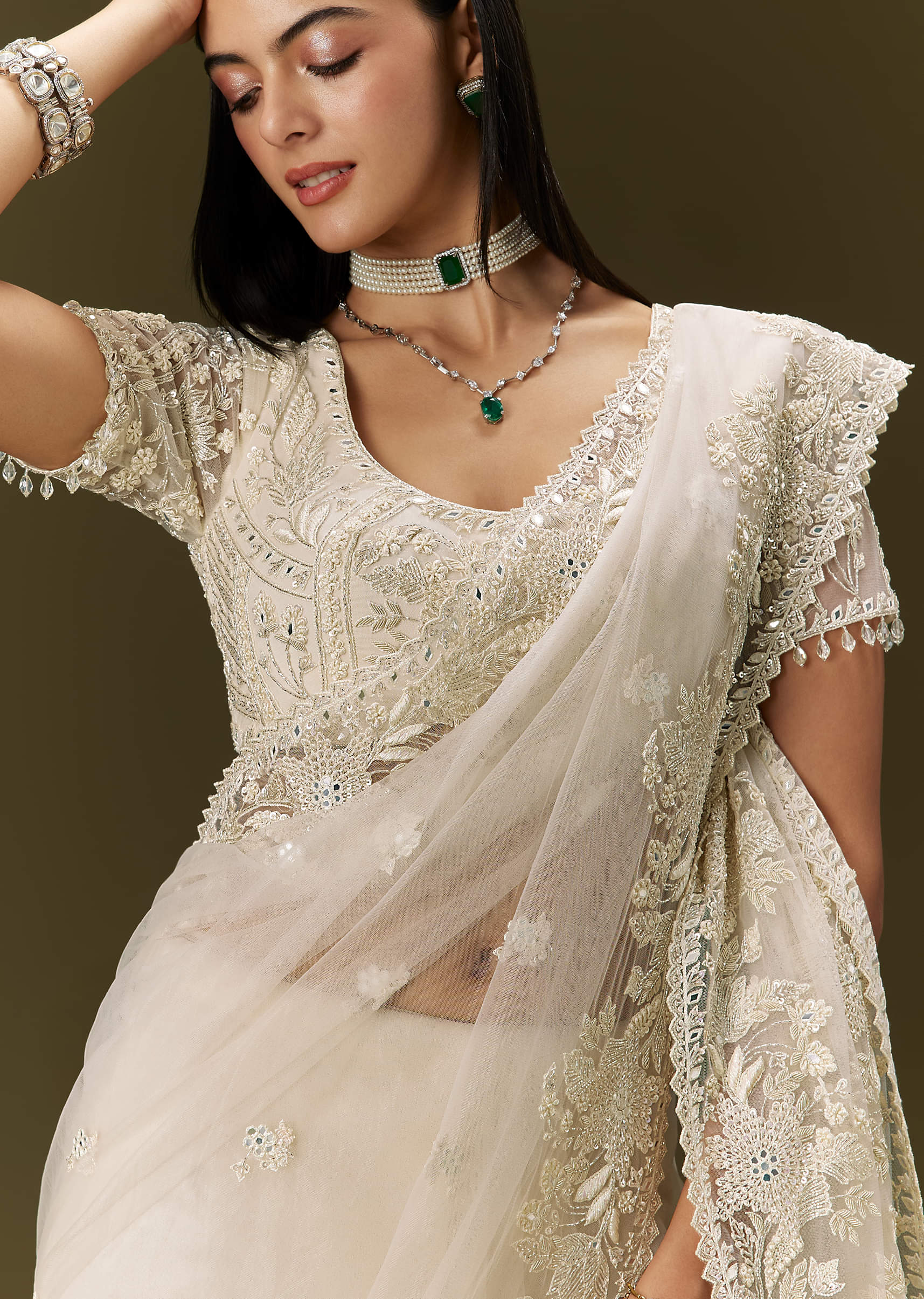 White Net Saree With All Over Heavy Embroidery - Image 5