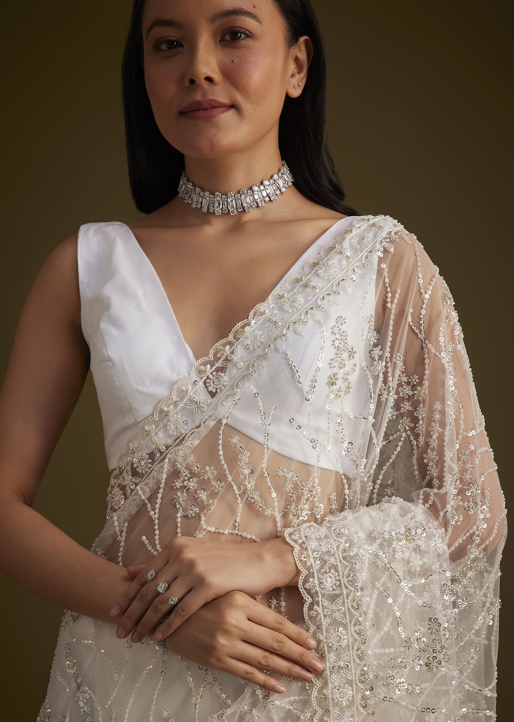 White Net Saree With Sequins And Stones Embroidery - Image 5