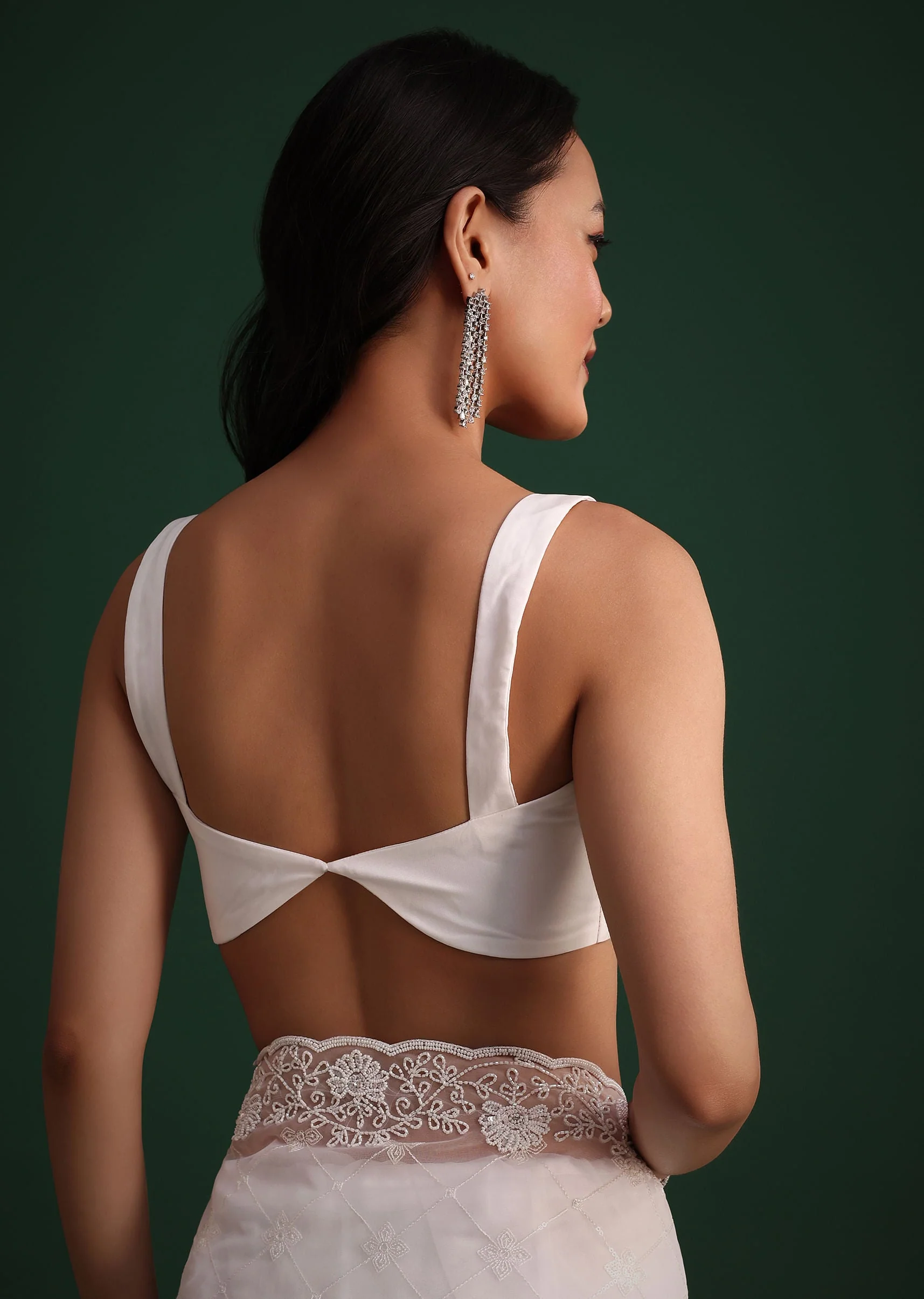White Organza Saree With Cutdana And Sequin Embroidery - Image 8