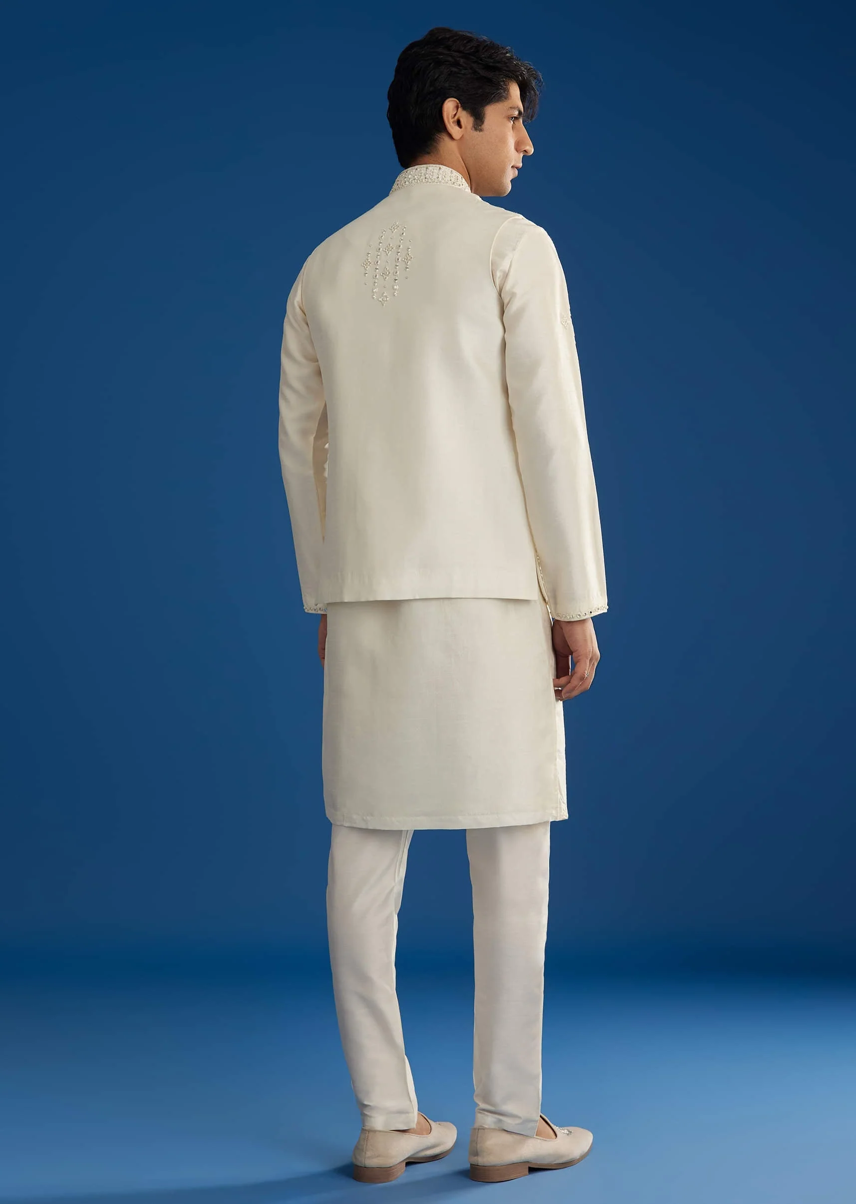 White Rawsilk Jacket Kurta Set With Resham And Mirror Work - Image 6