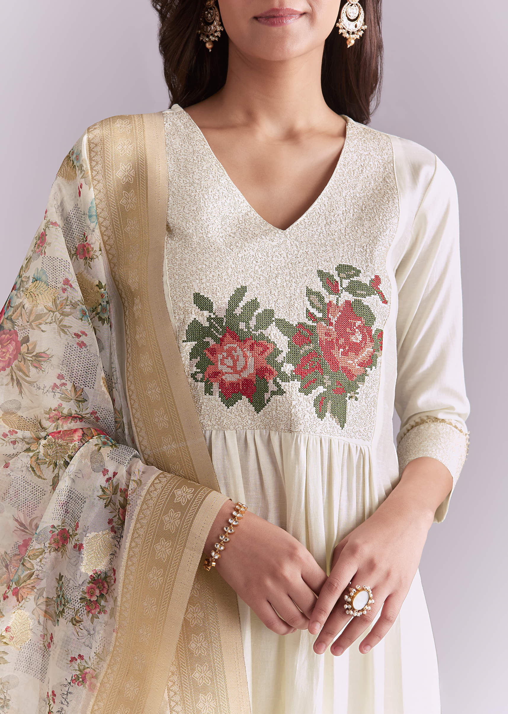White Silk Anarkali Suit With Rose Motif And Thread Work - Image 2