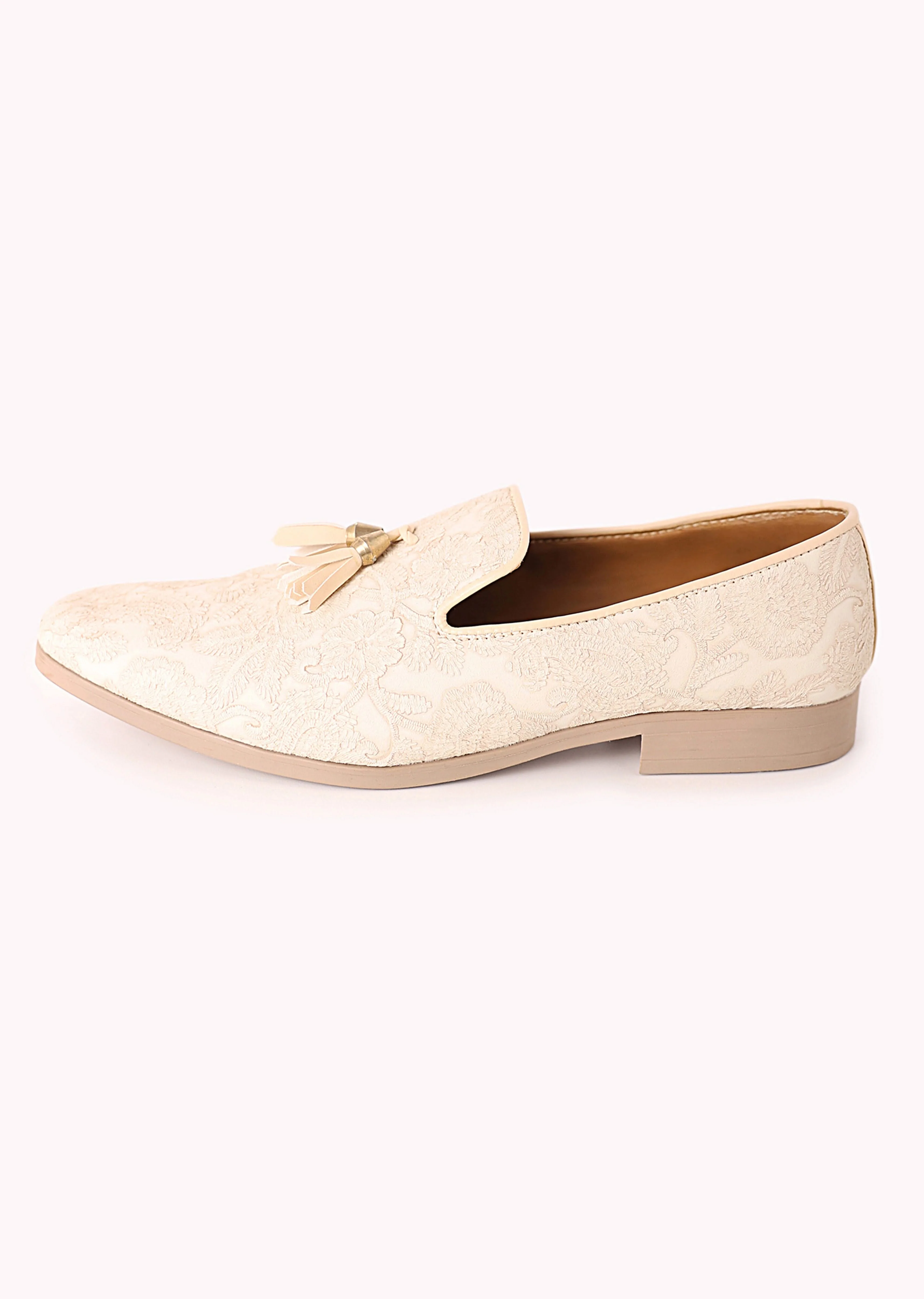 White Tassel Juttis - Image 3