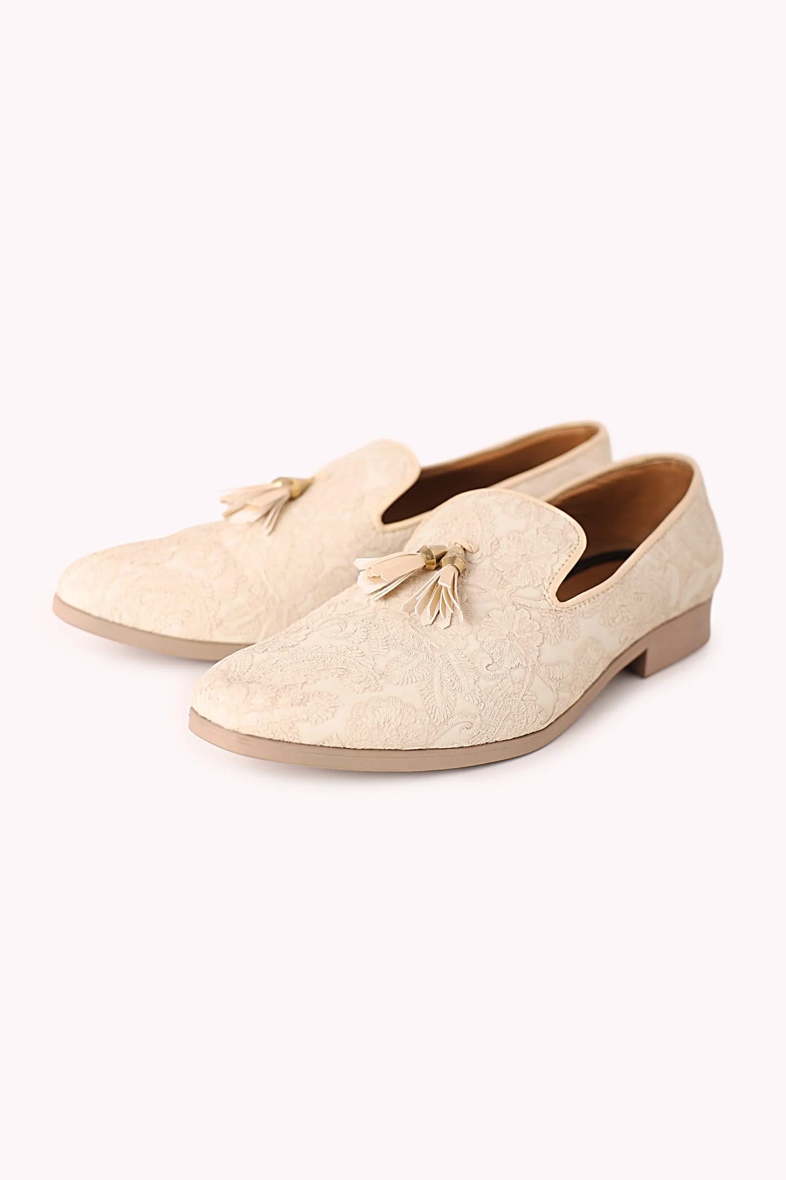 White Tassel Juttis - Image 6
