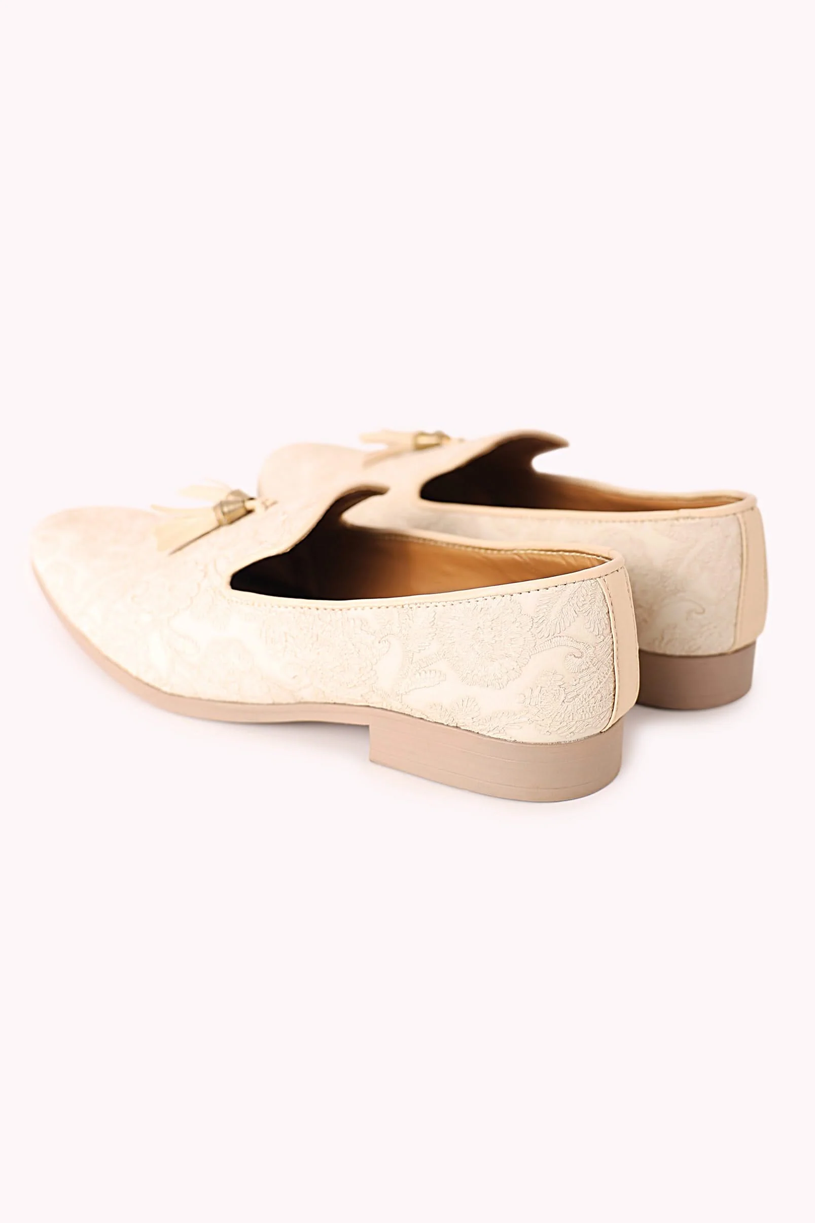 White Tassel Juttis - Image 8