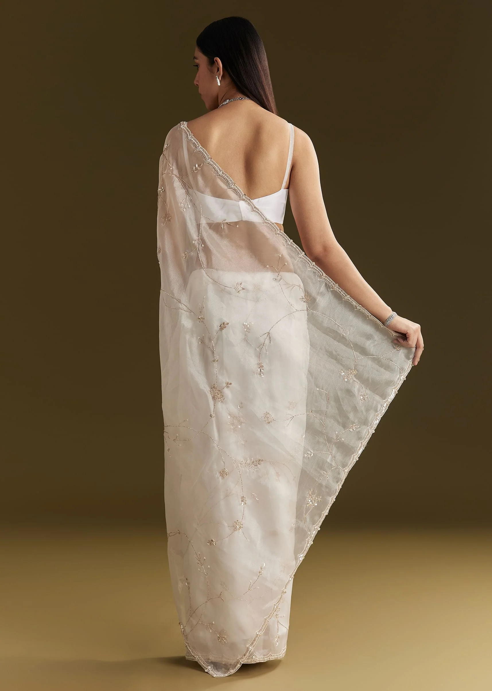 White Tissue Embroidered Saree With Scallop Border - Image 4