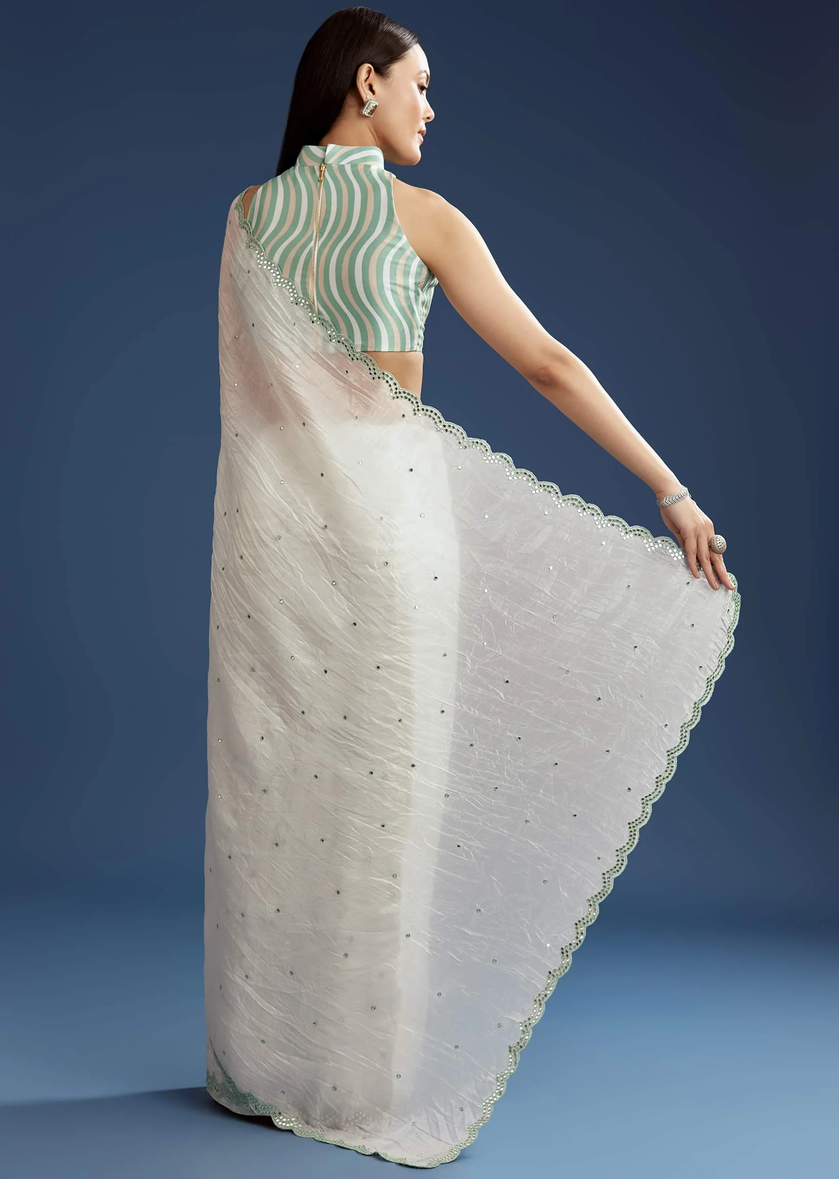 White Tissue Saree With Contrast Border - Image 6