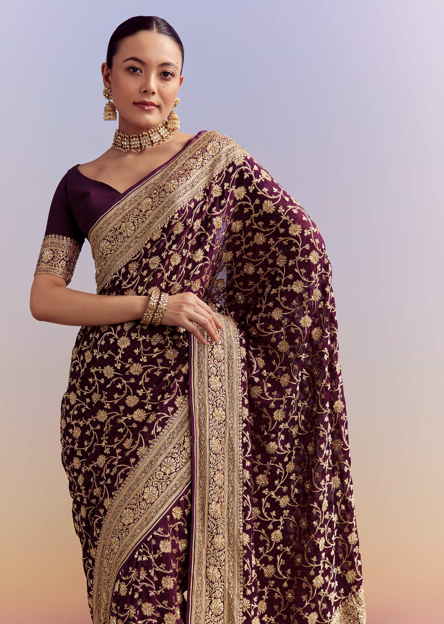 Wine Banarasi Silk Saree With Heavy Zari And Jaal Work - Image 5