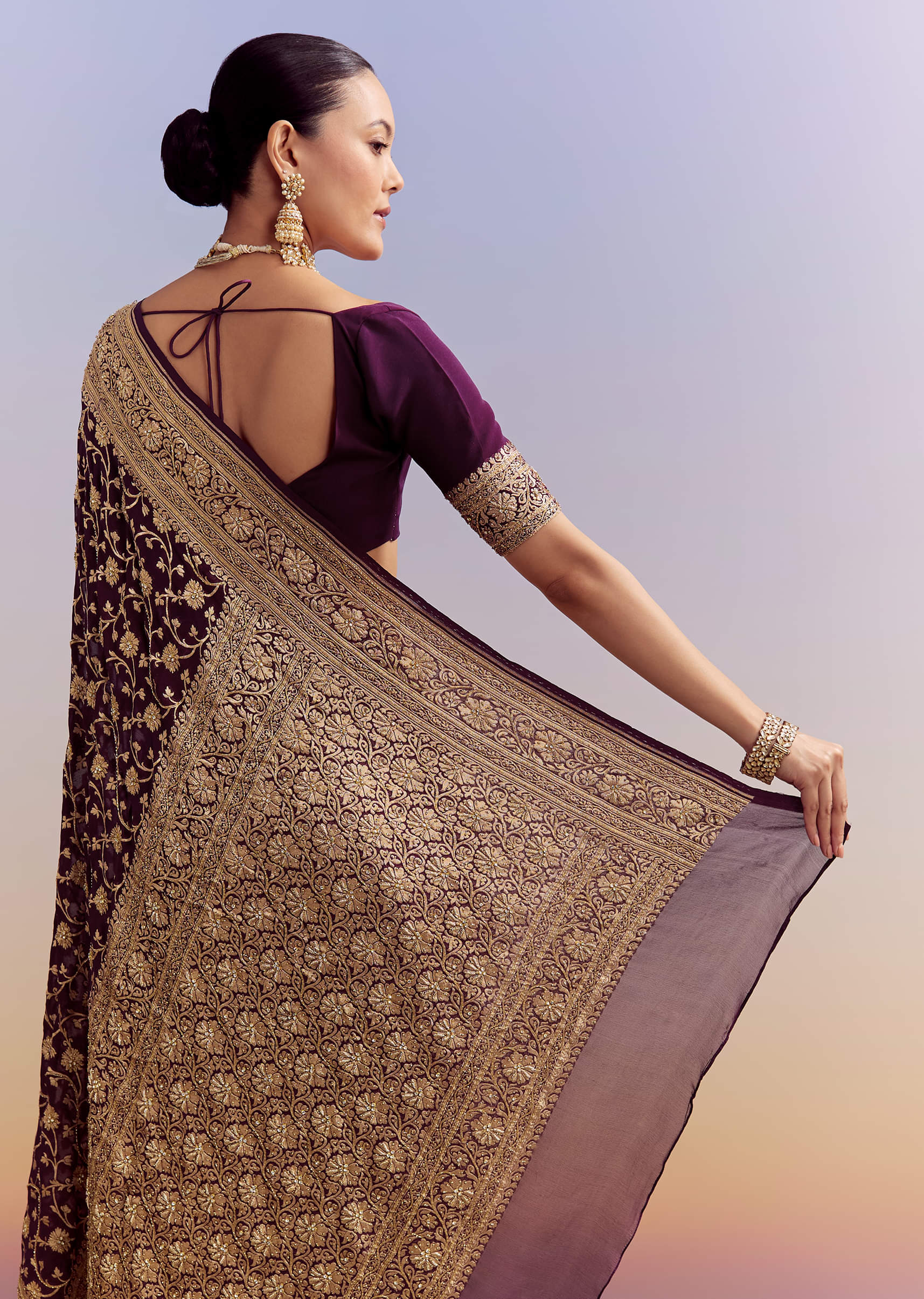 Wine Banarasi Silk Saree With Heavy Zari And Jaal Work - Image 6