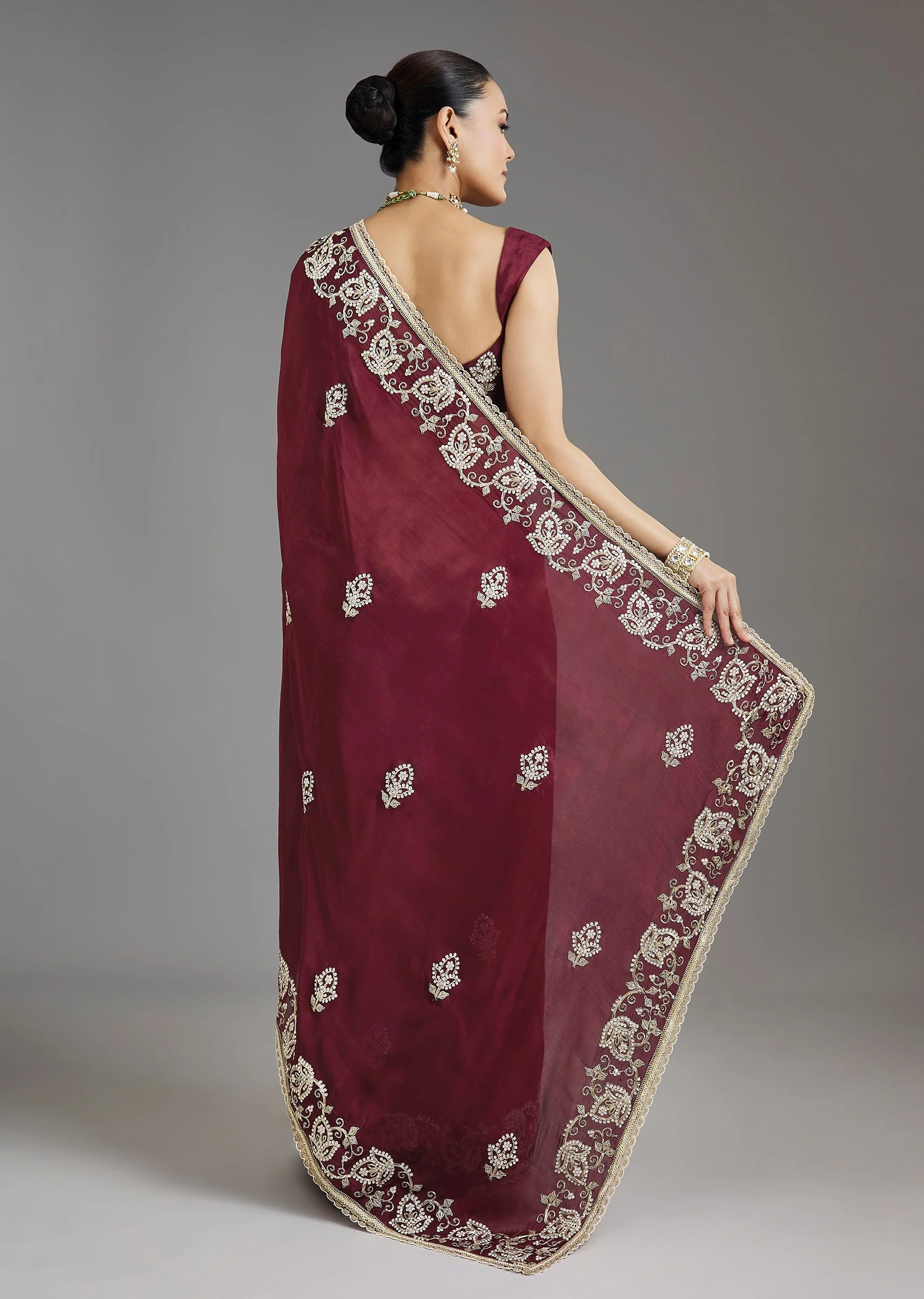 Wine Crepe Silk Saree - Image 4